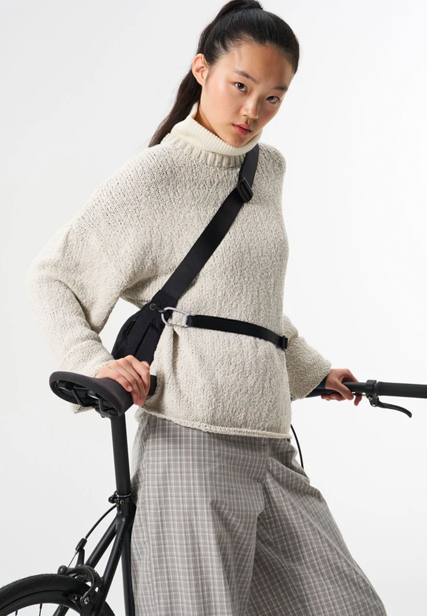 AEVOR - Bike Sling Bag - Black - BACKYARD