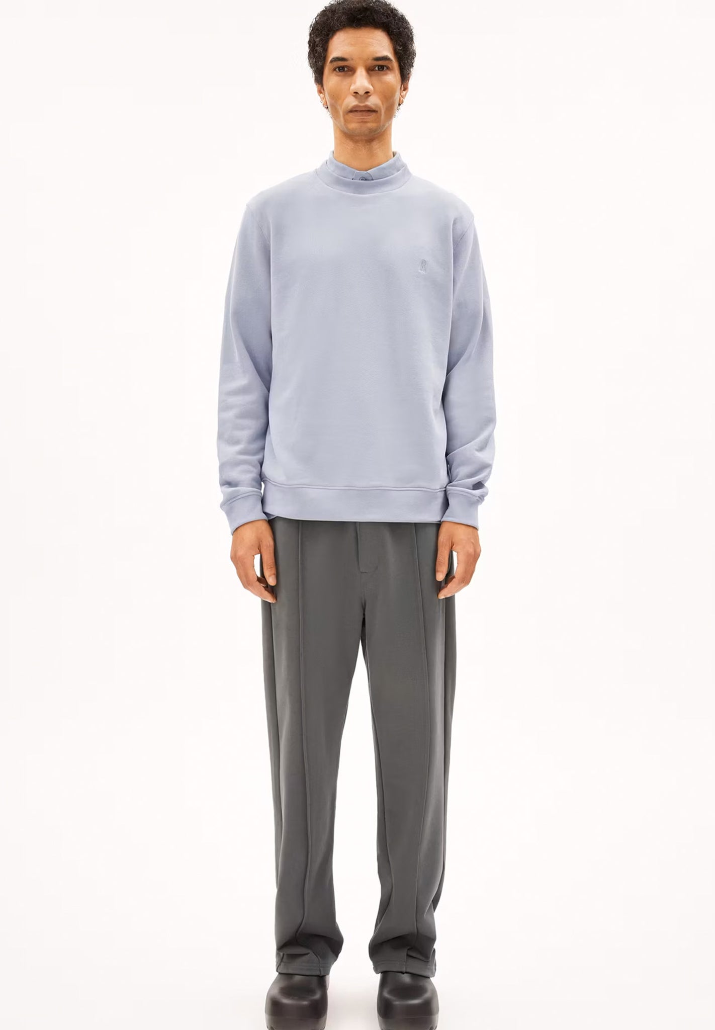 ARMEDANGELS - Baaro Comfort - Misty Morning - BACKYARD