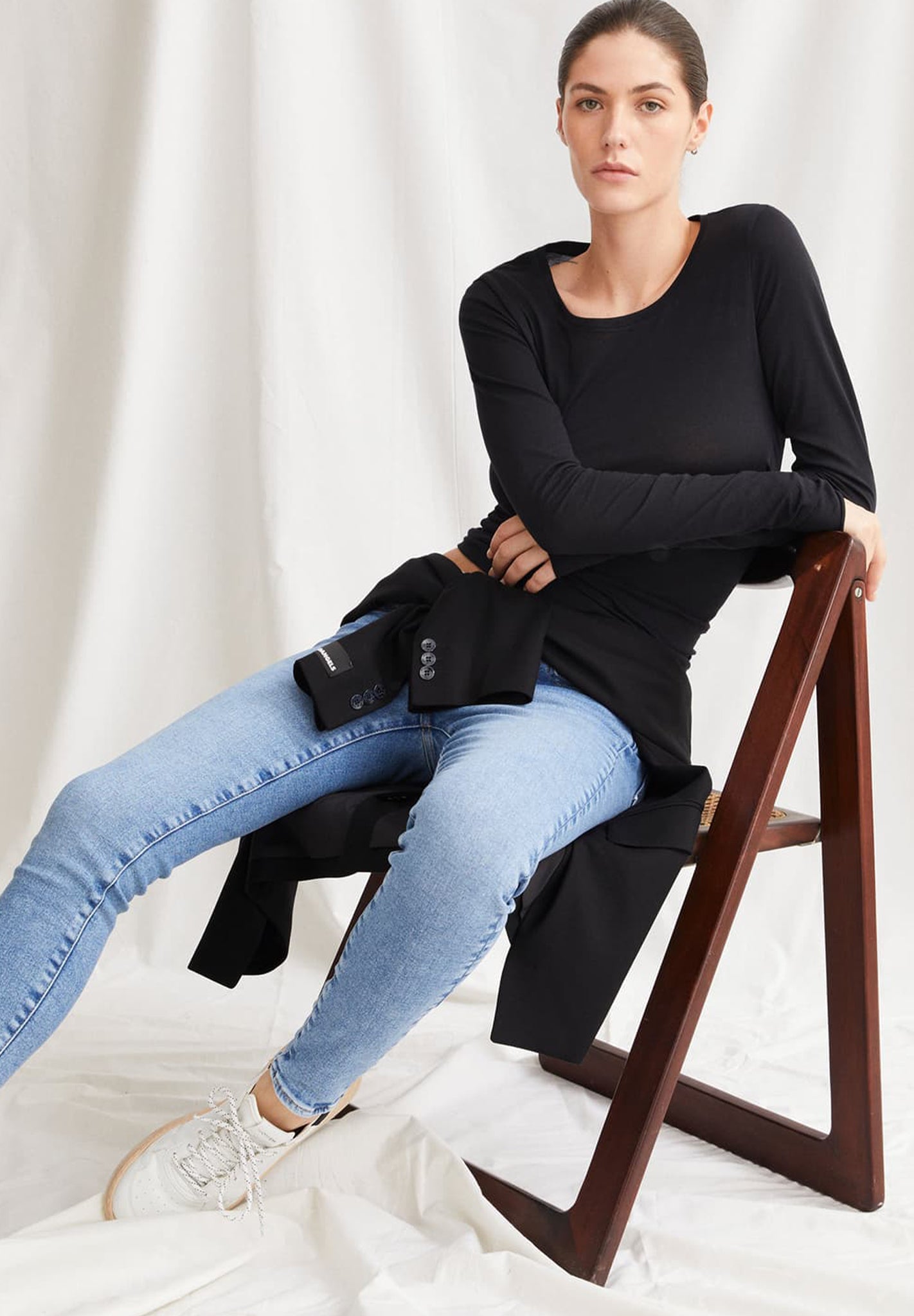 ARMEDANGELS - Einiaara Soft - Black - BACKYARD