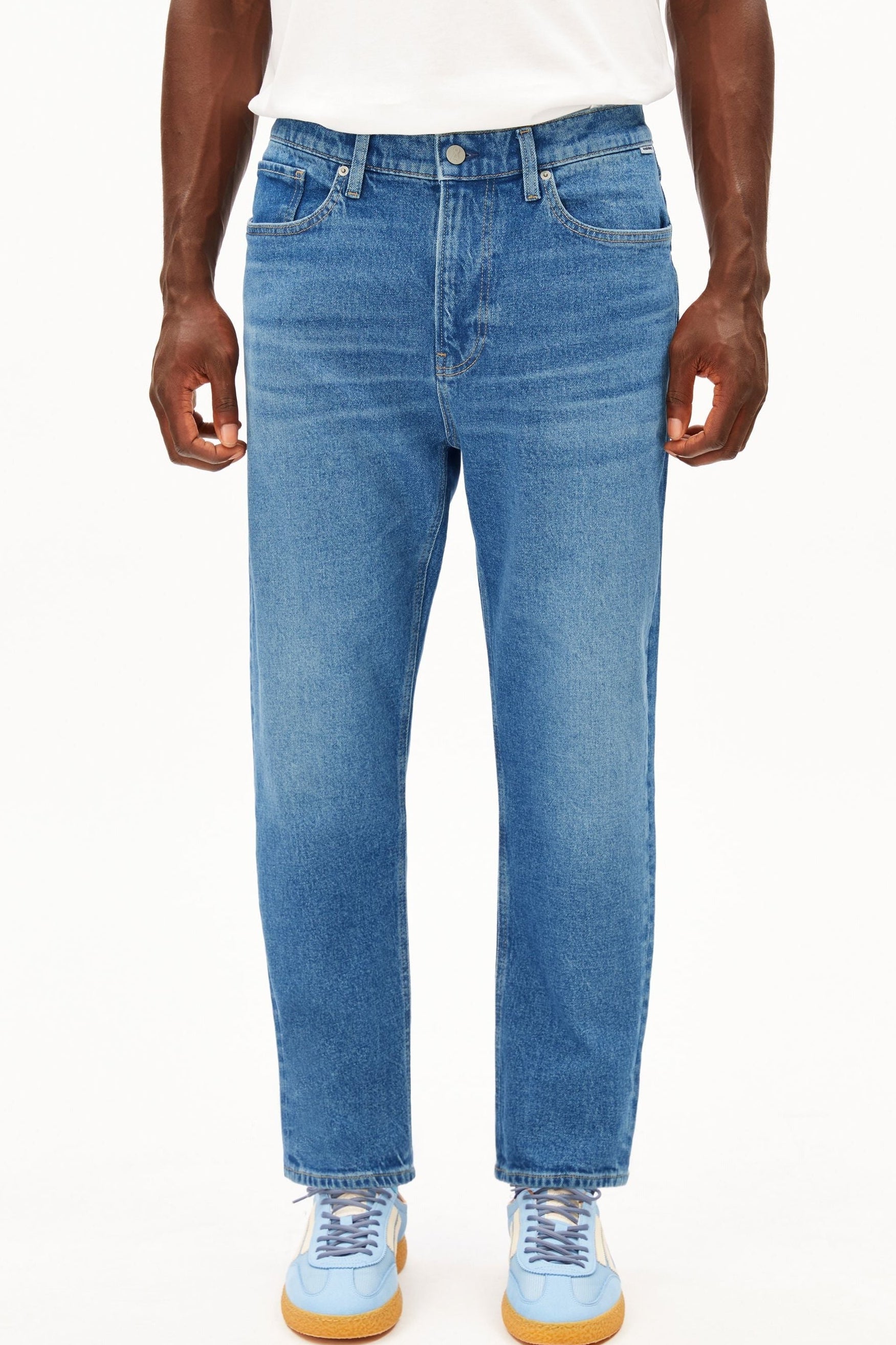 Maakx Relaxed Tapered Jean