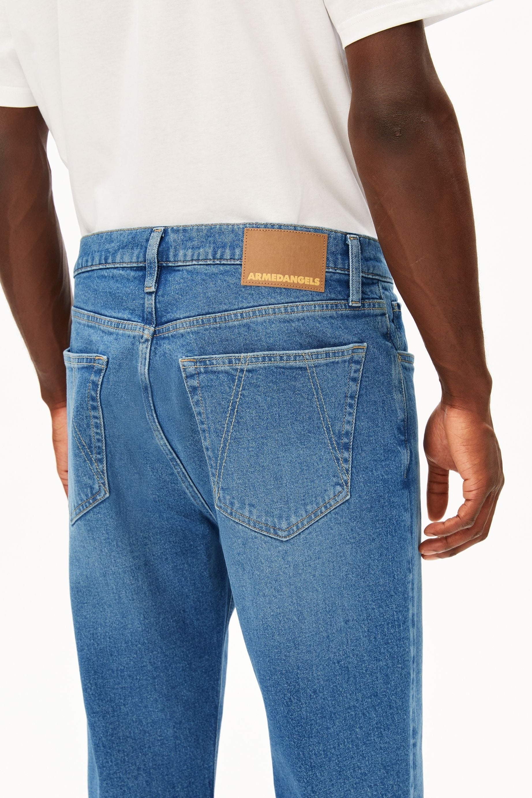 Maakx Relaxed Tapered Jean