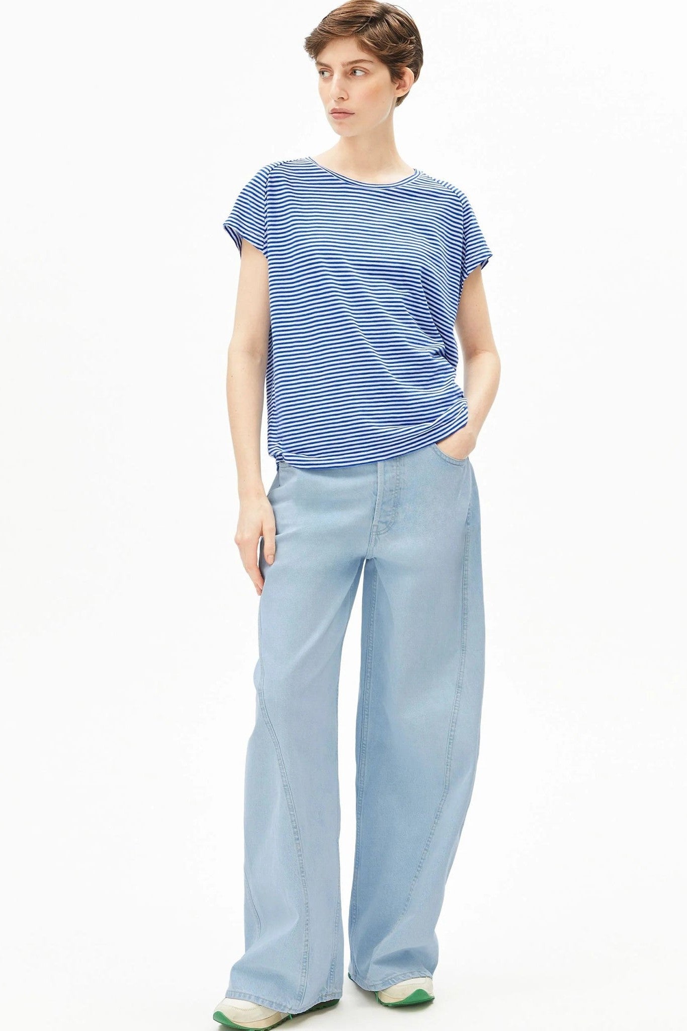 ARMEDANGELS - Slub Jersey Stripe - Oatmilk Dynamo Blue - BACKYARD