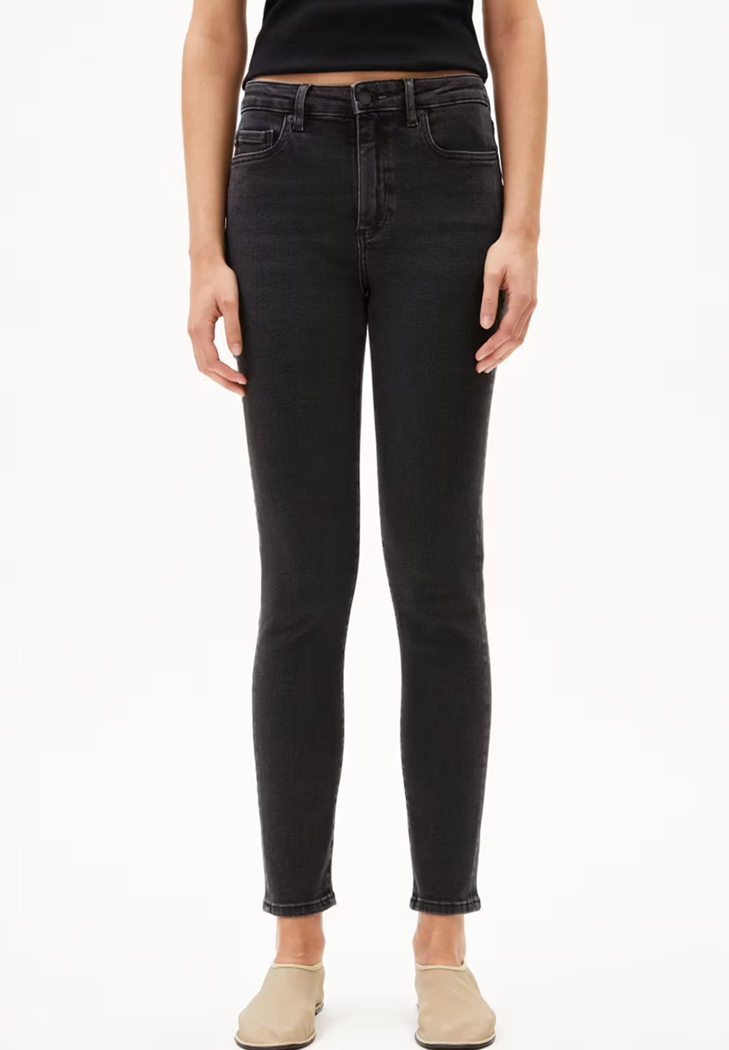 ARMEDANGELS - Tillaa X Stretch - True Black Washed - BACKYARD