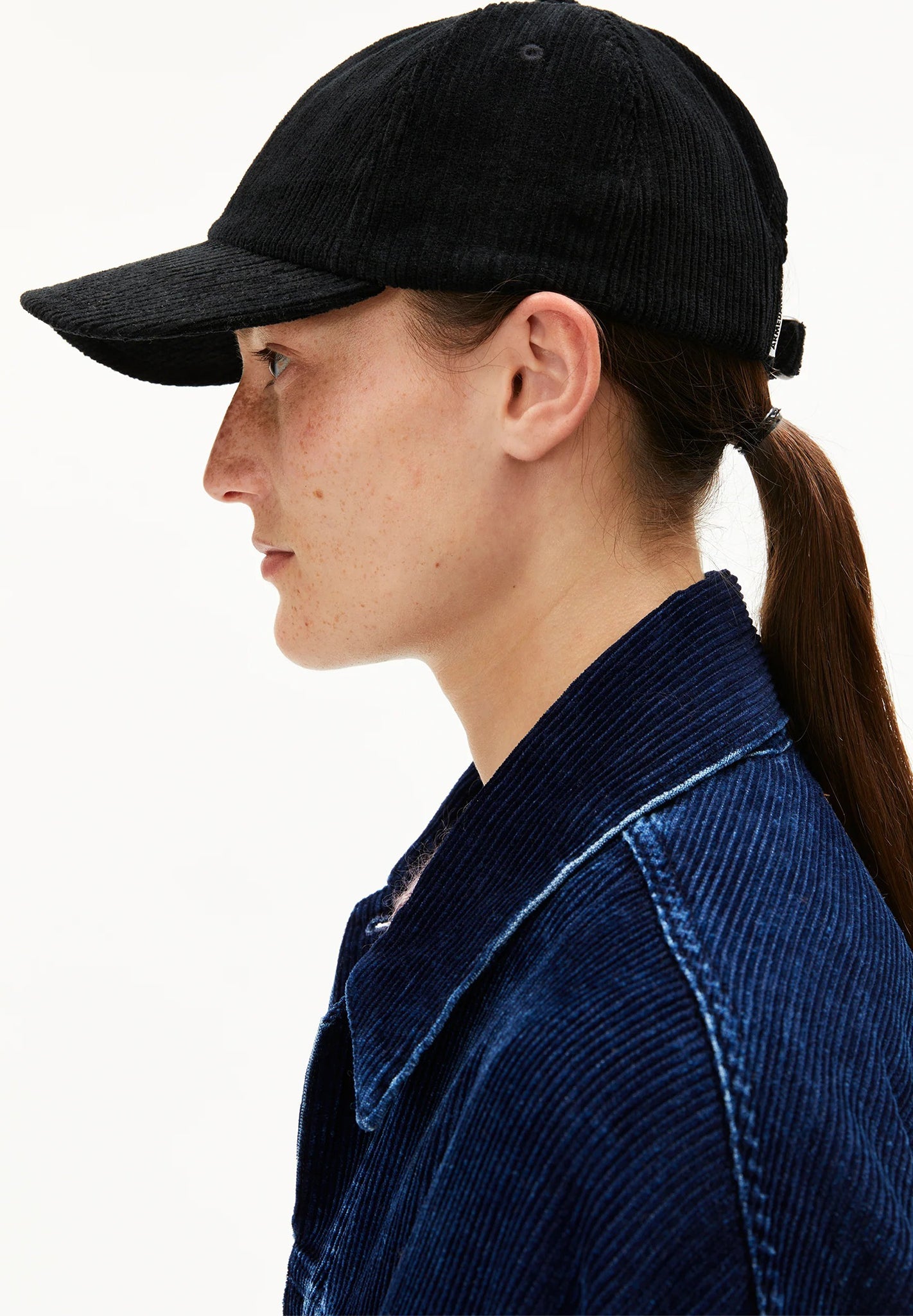 ARMEDANGELS - Yenaas Corduroy - Black - BACKYARD