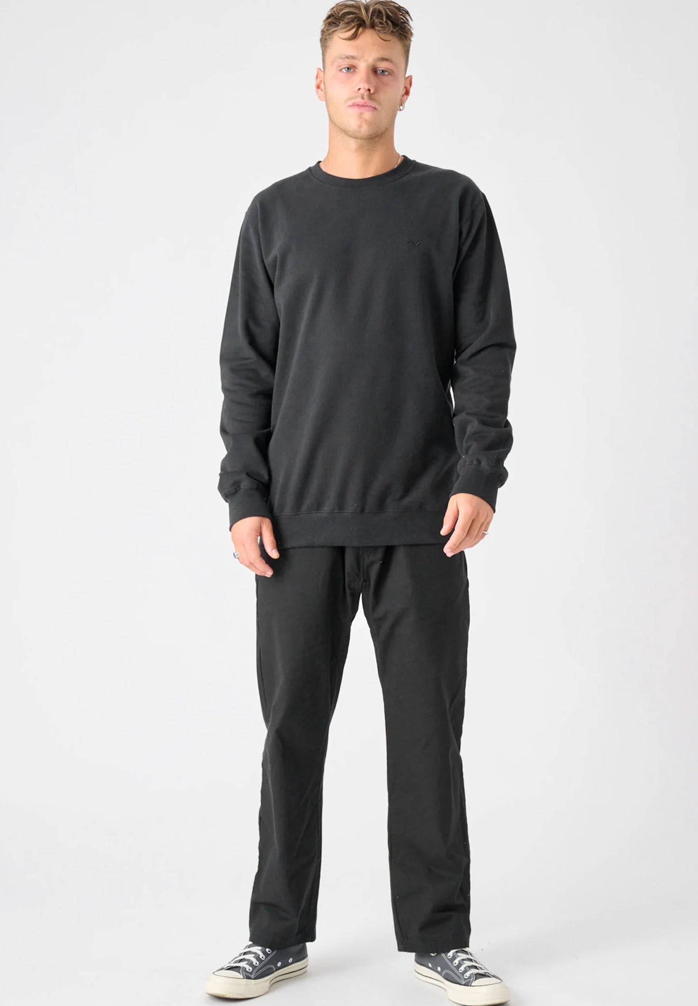 CLEPTOMANICX - Ligull Crewneck - Black - BACKYARD