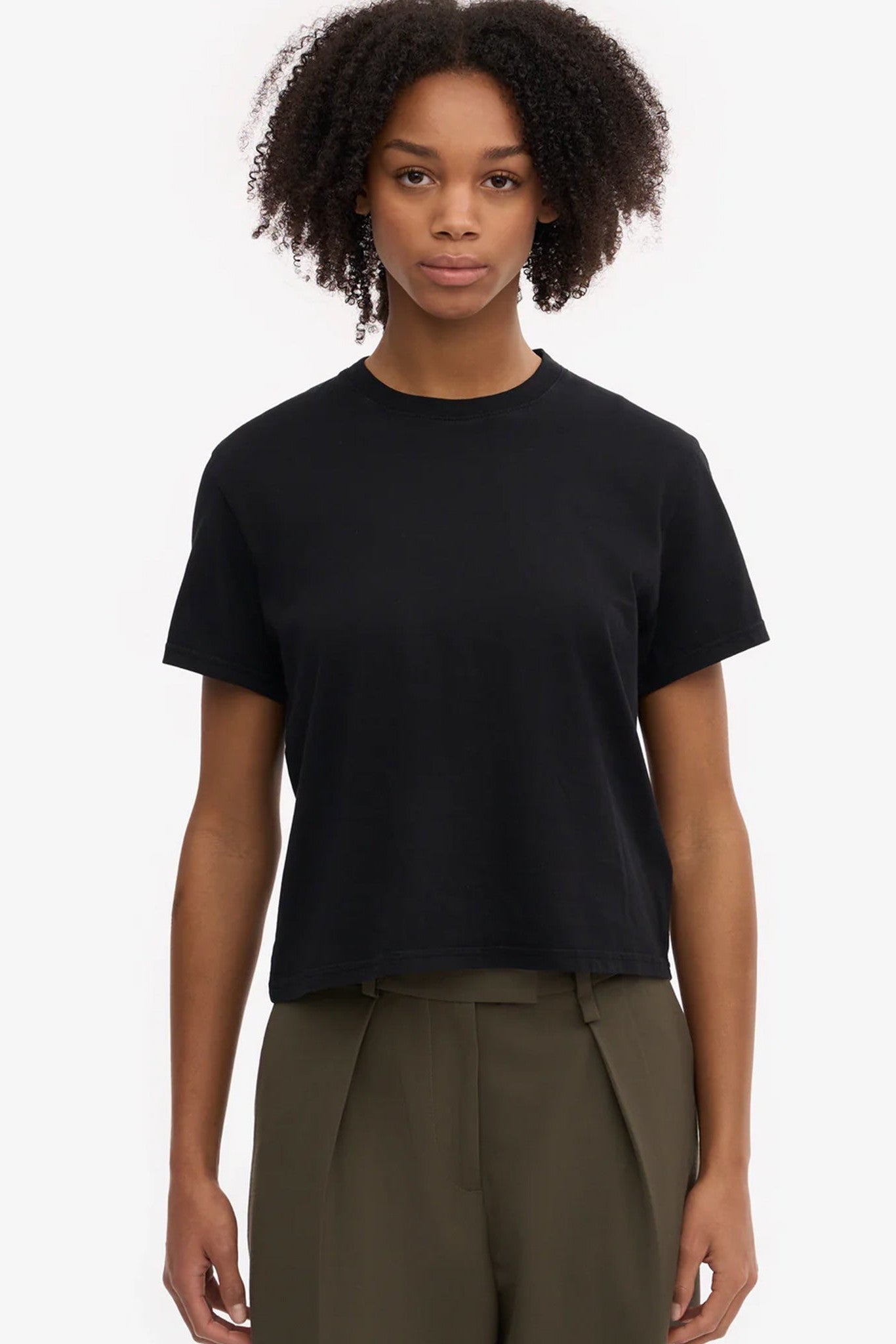 COLORFUL STANDARD - Organic Boxy Crop Tee - Deep Black - BACKYARD