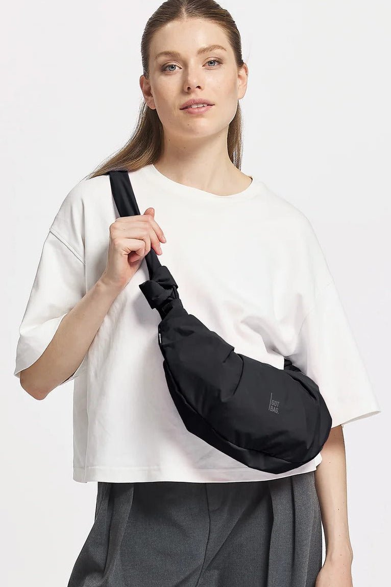 GOT BAG-Pleat Moon Bag Small-Black-BACKYARD