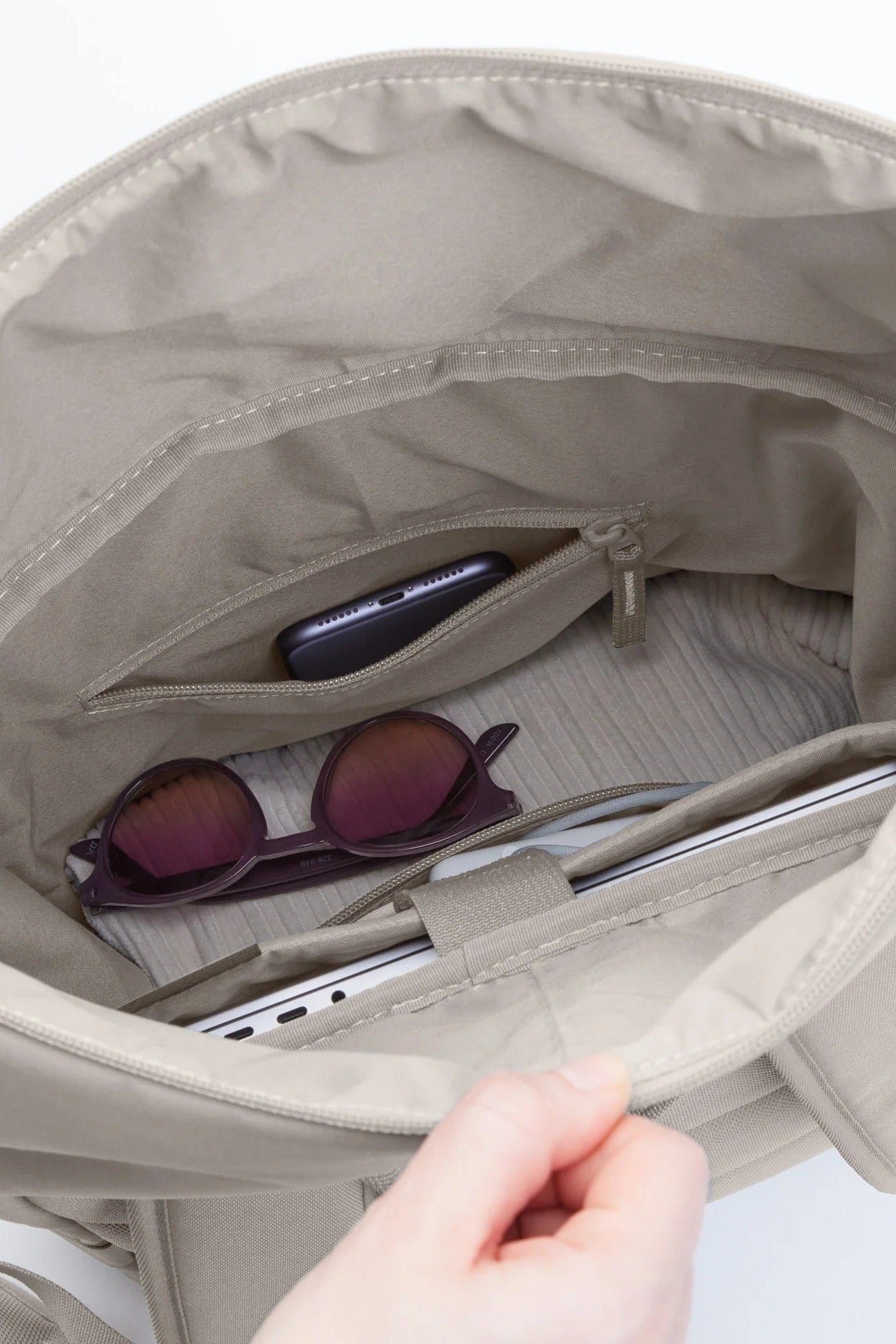 GOT BAG-Rolltop Easy Monochrome-Clam-BACKYARD