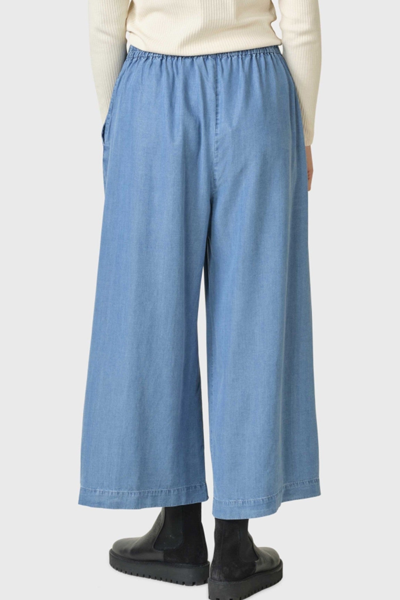 KLITMOLLER COLLECTIVE - Leonora Pants - Light Blue Chambrey - BACKYARD