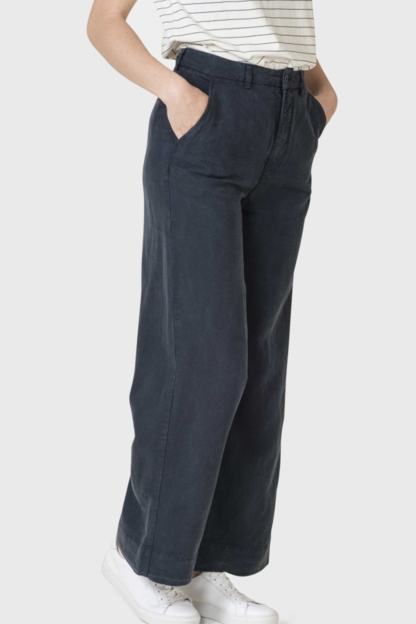KLITMOLLER COLLECTIVE - Lydia Lyocell Pants - Navy - BACKYARD