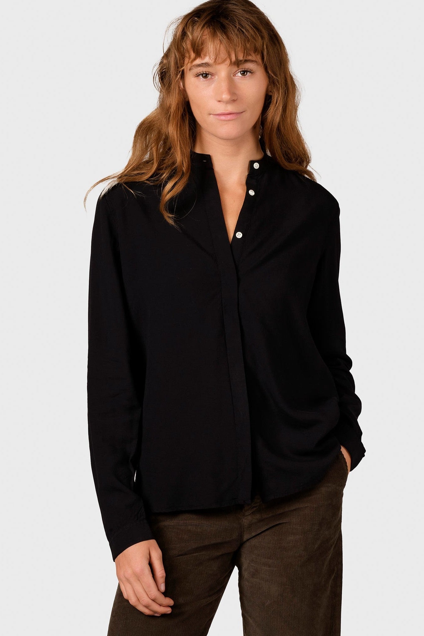KLITMOLLER COLLECTIVE - Simone Shirt - Black - BACKYARD