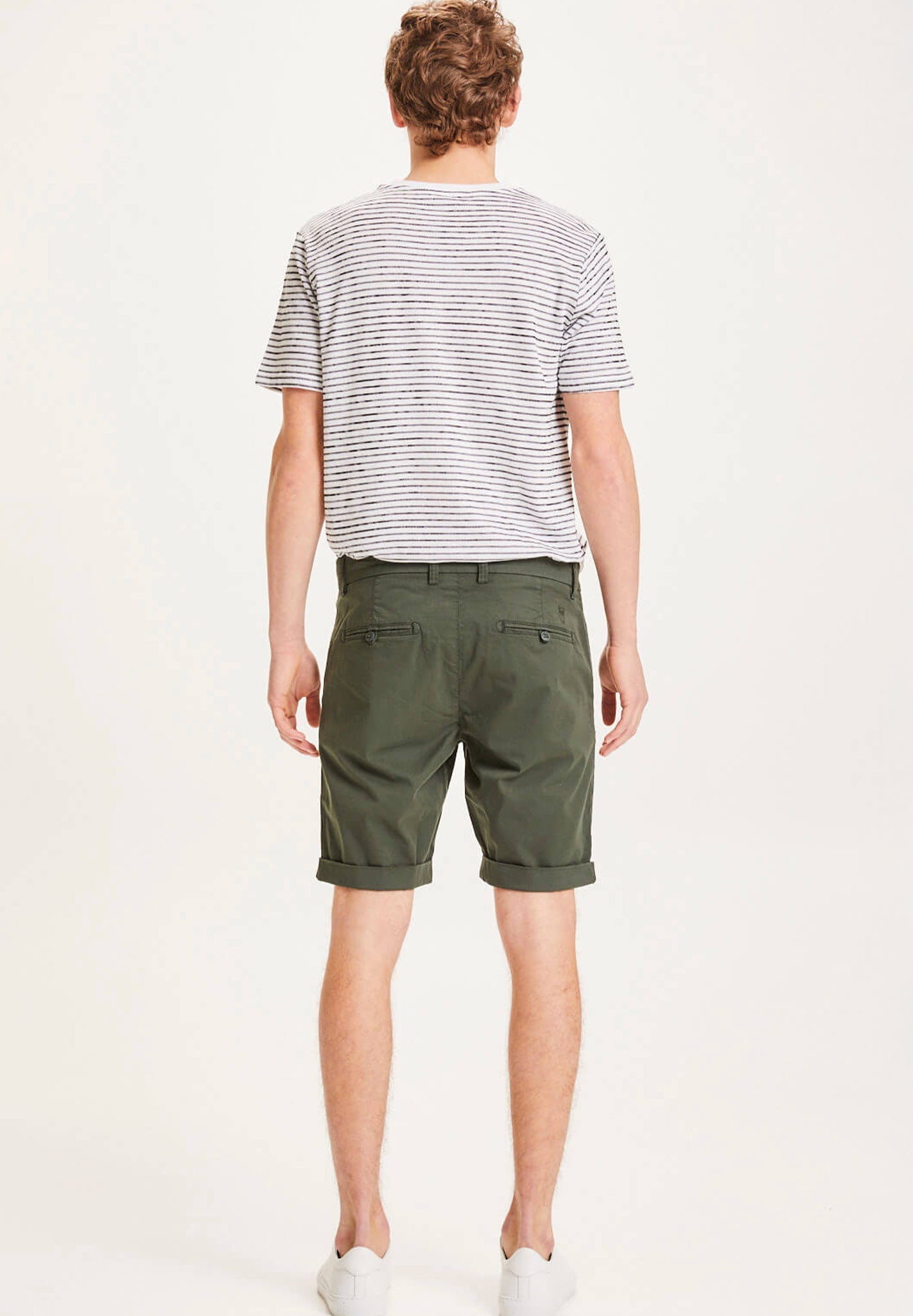 KNOWLEDGE COTTON - Chuck Regular Chino Poplin Shorts - Burned Olive - BACKYARD