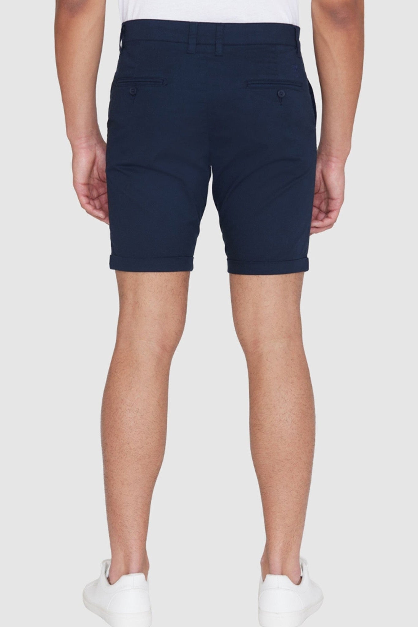 KNOWLEDGE COTTON - Chuck Regular Chino Poplin Shorts - Total Eclipse - BACKYARD