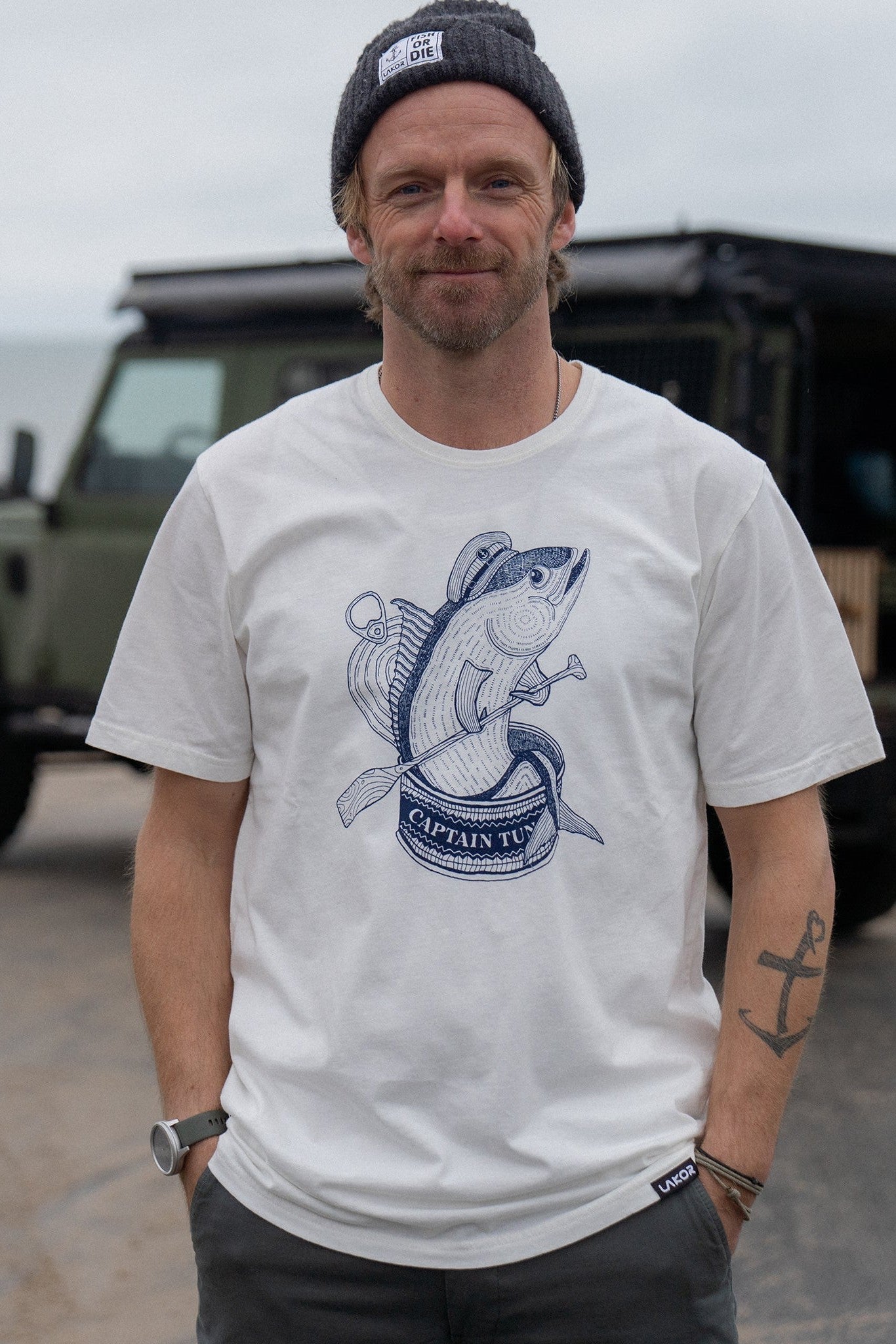 LAKOR - Captain Tuna T-Shirt - Starwhite - BACKYARD