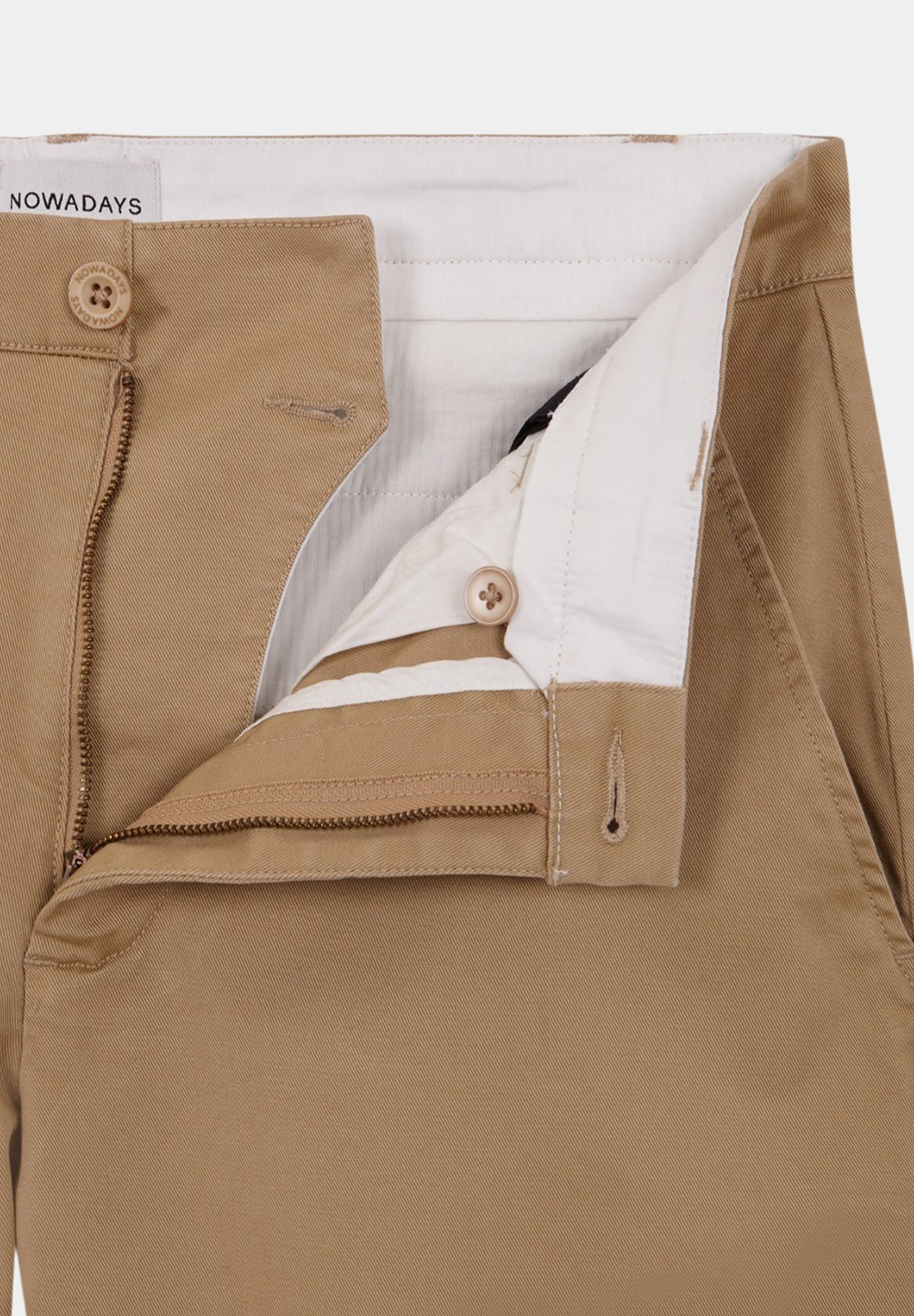 NOWADAYS - Chino Pants - Classic Beige - BACKYARD