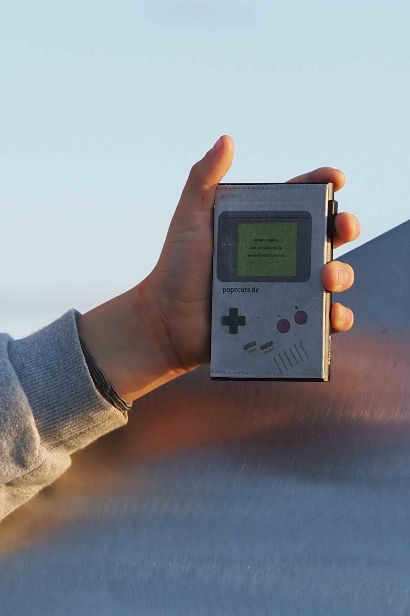 PAPRCUTS - RFID Alu Kartenetui - Game Boy - BACKYARD