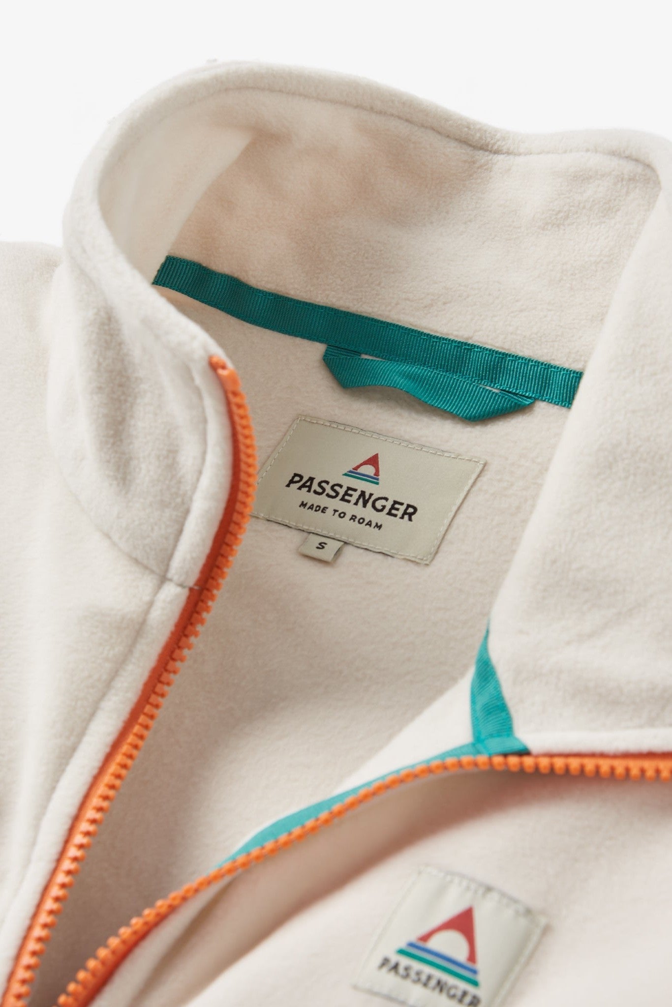 PASSENGER - Ayla Recycled Micro Polartec® Fleece - Vintage White - BACKYARD
