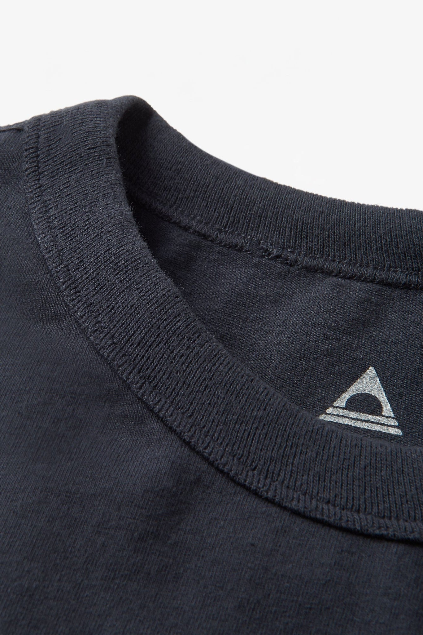 PASSENGER - Heritage Recycled Relaxed Fit LS T-Shirt - Black - BACKYARD
