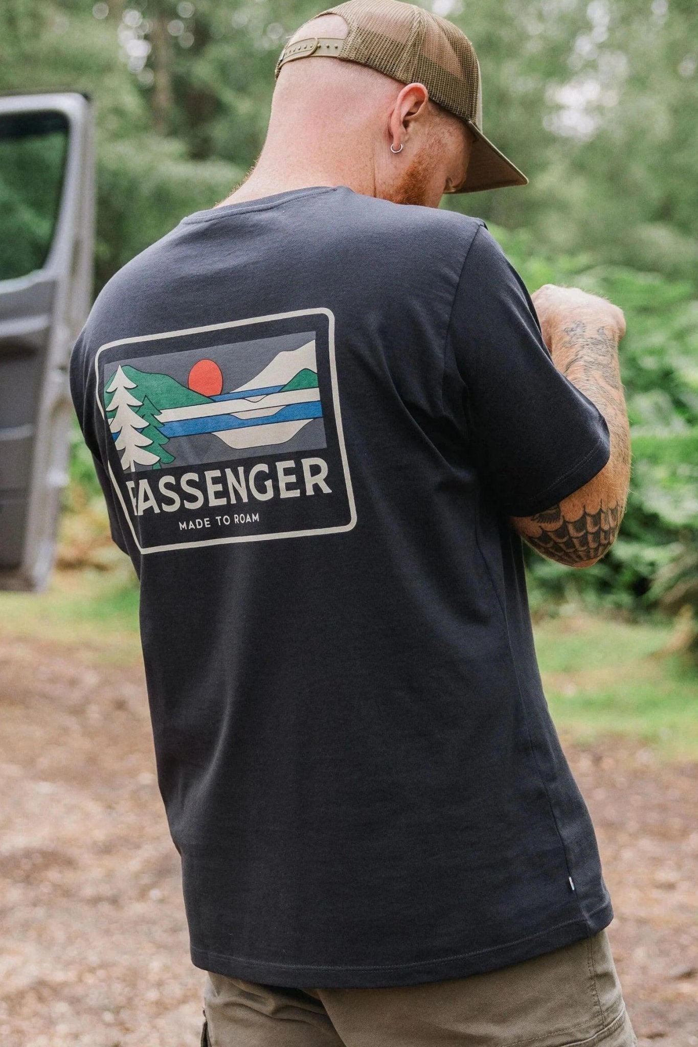 PASSENGER - Roamer Men's T-Shirt - Black - BACKYARD