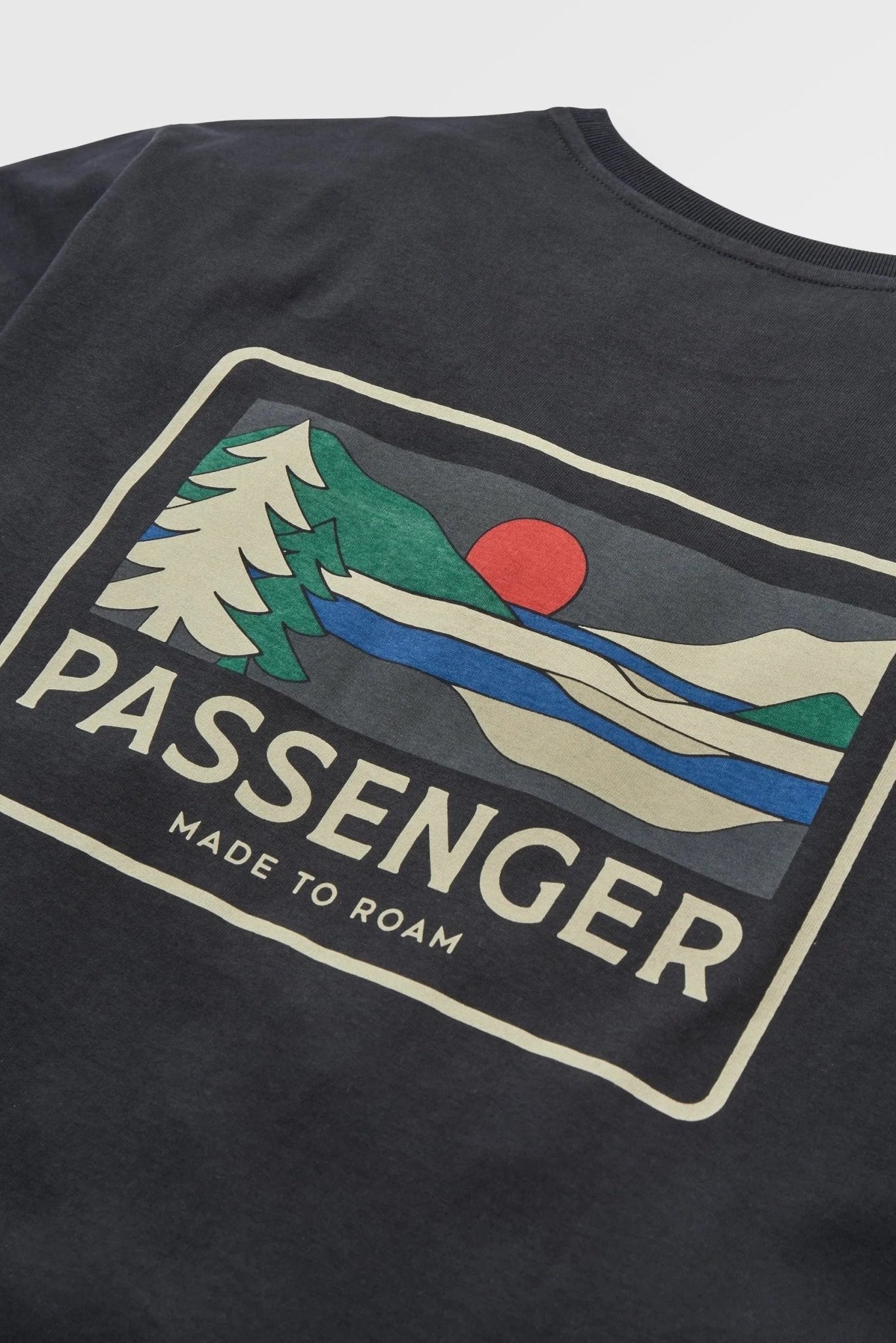 PASSENGER - Roamer Men's T-Shirt - Black - BACKYARD