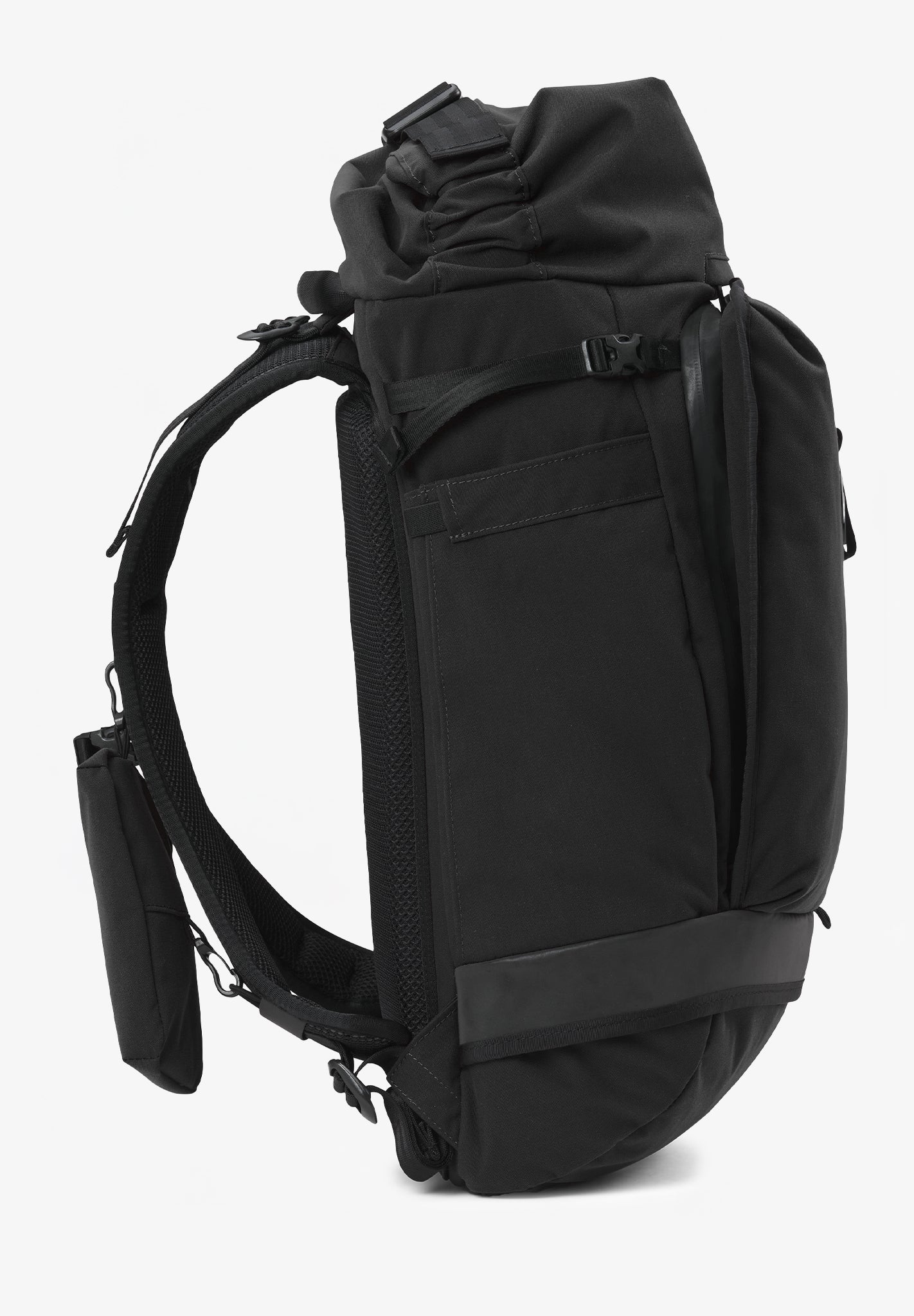 PINQPONQ - Komut Medium - Solid Black - BACKYARD