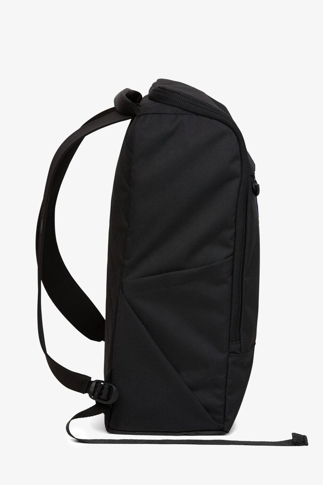 PINQPONQ - Purik - Rooted Black - BACKYARD