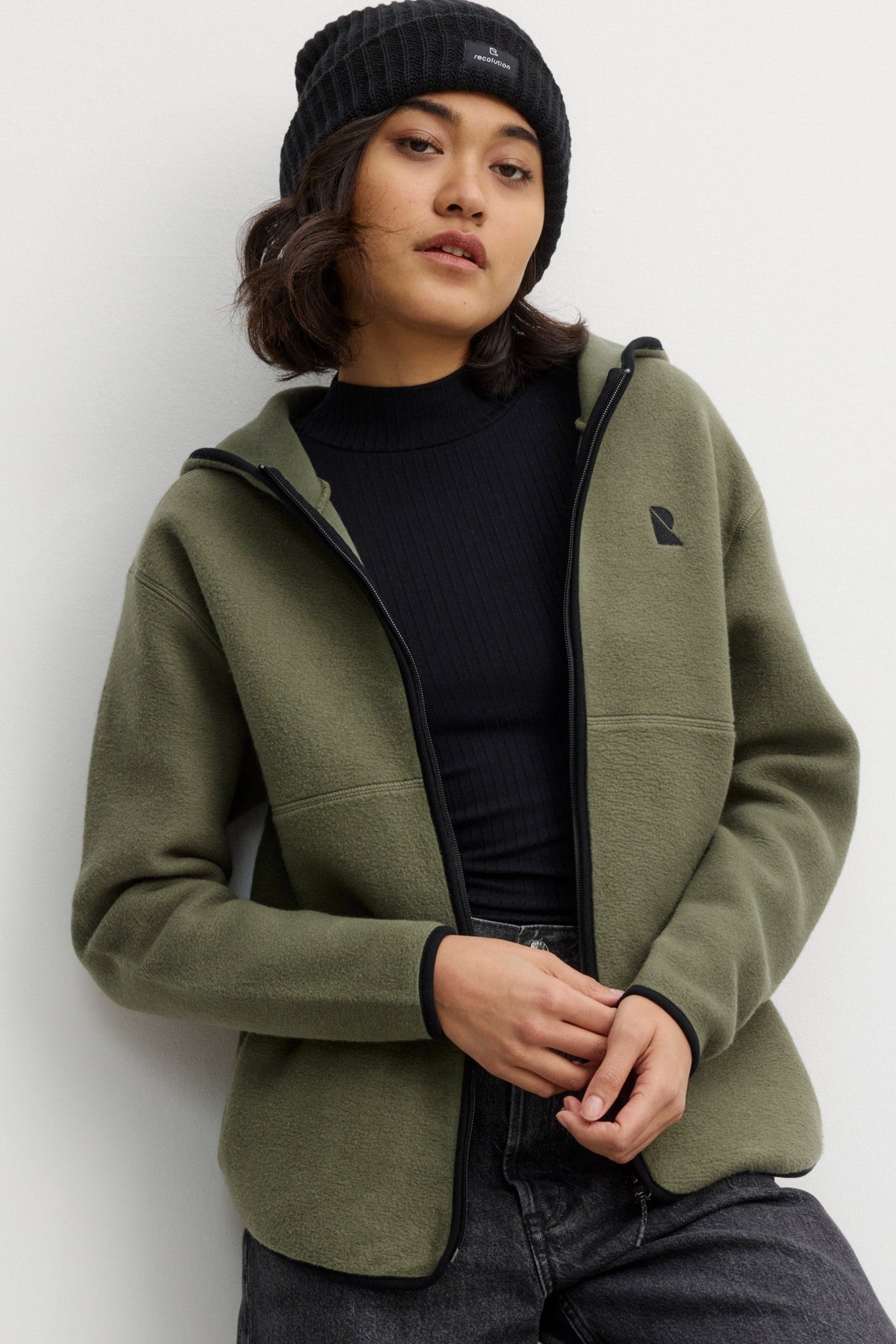 RECOLUTION - Althenia - Dark Khaki - BACKYARD