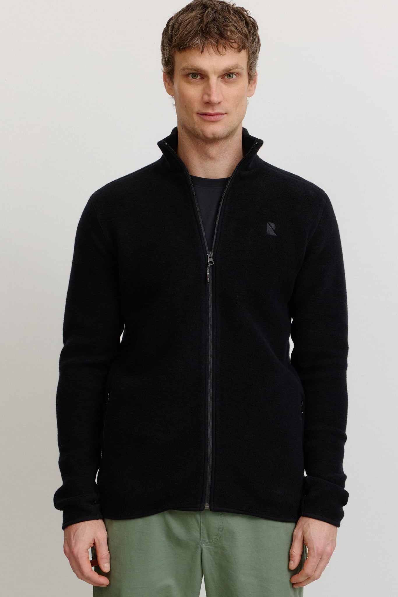 RECOLUTION - Buxus - Black - BACKYARD