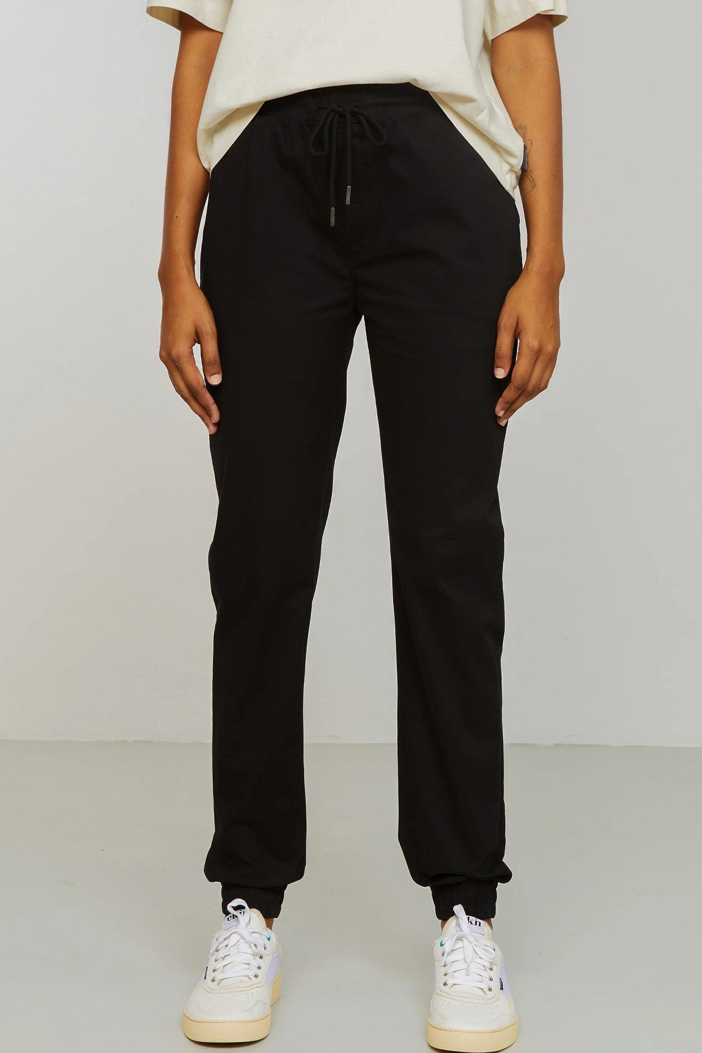 RECOLUTION - Calathea - Black - BACKYARD