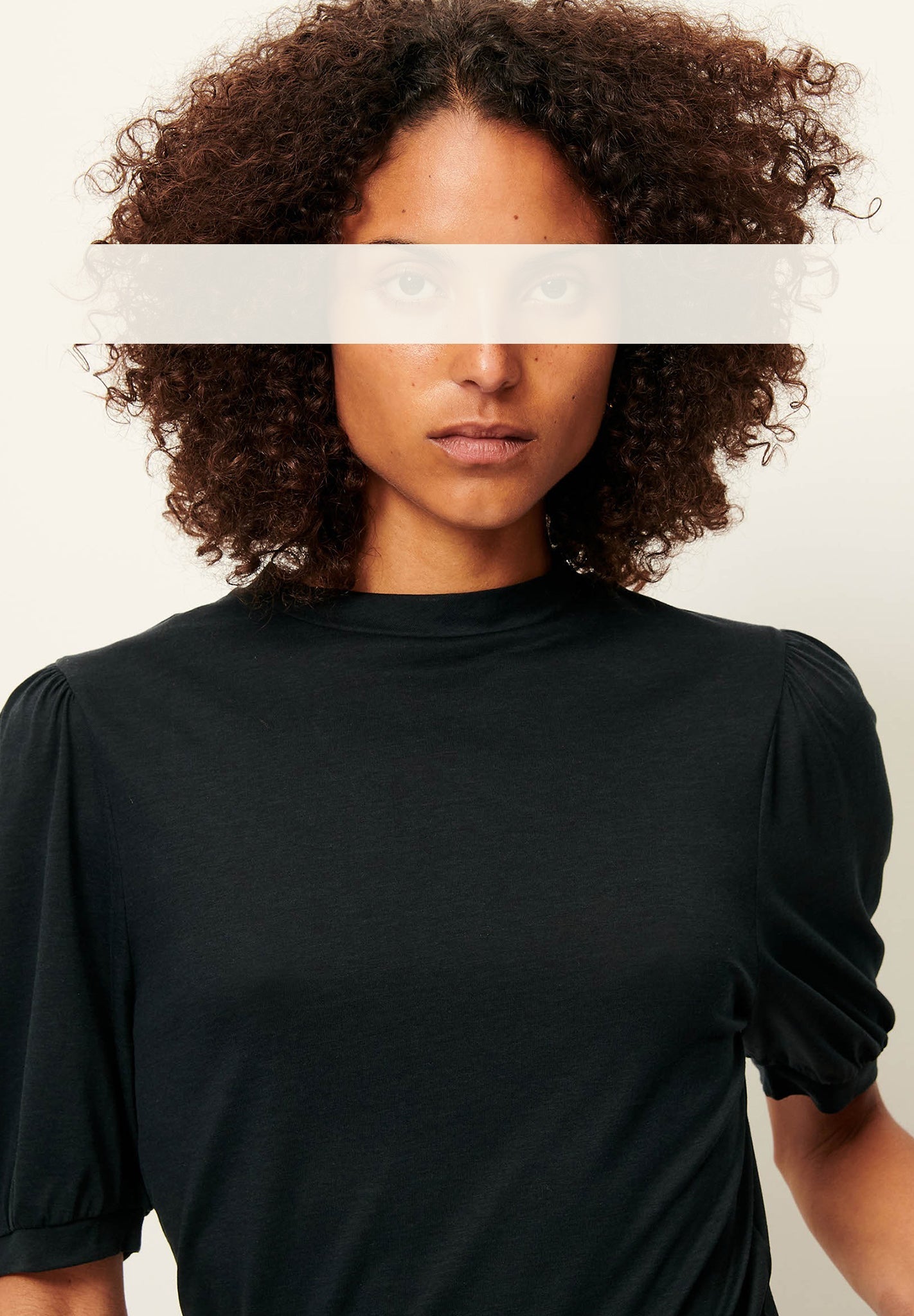 SESSUN - Amelando - Moonless - BACKYARD