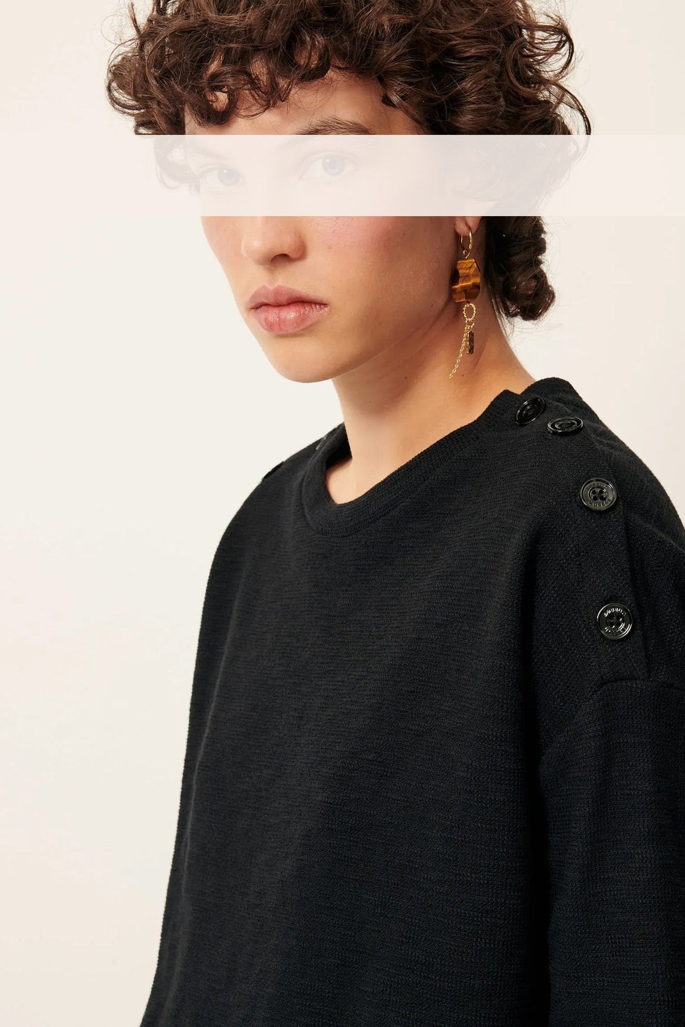 SESSUN - Austin - Black - BACKYARD