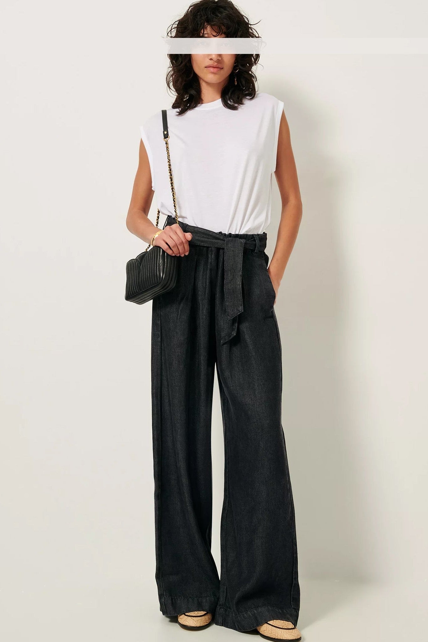 SESSUN - Deedoo - Optical White - BACKYARD