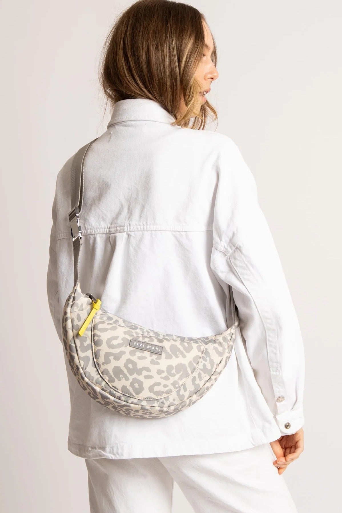 VIVI MARI-Padded Hip Bag Medium-Leo Splashes Grey Sand-BACKYARD