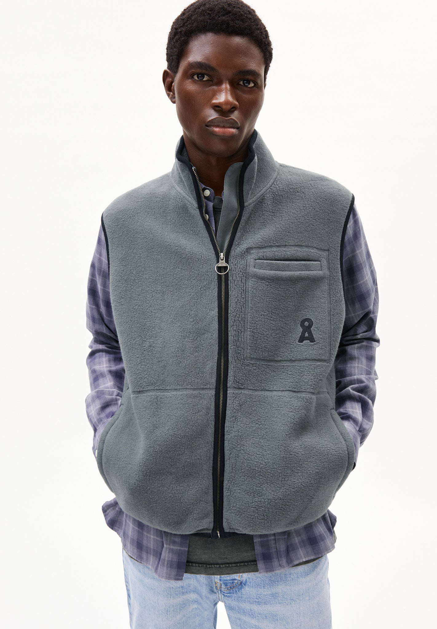 ARMEDANGELS - Aableo Fleece Vest - Space Steel - BACKYARD
