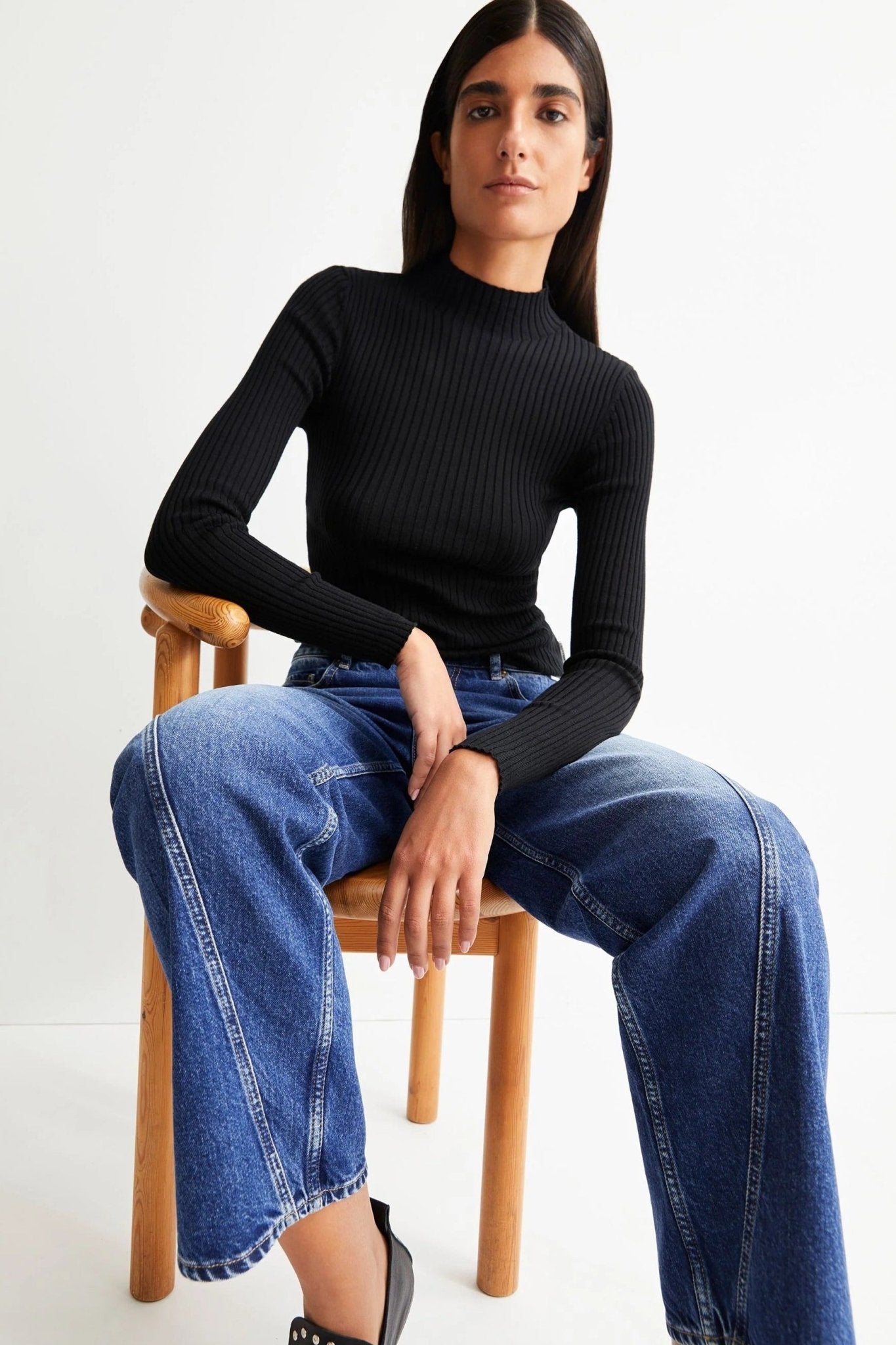 ARMEDANGELS-Alaania-Black-BACKYARD