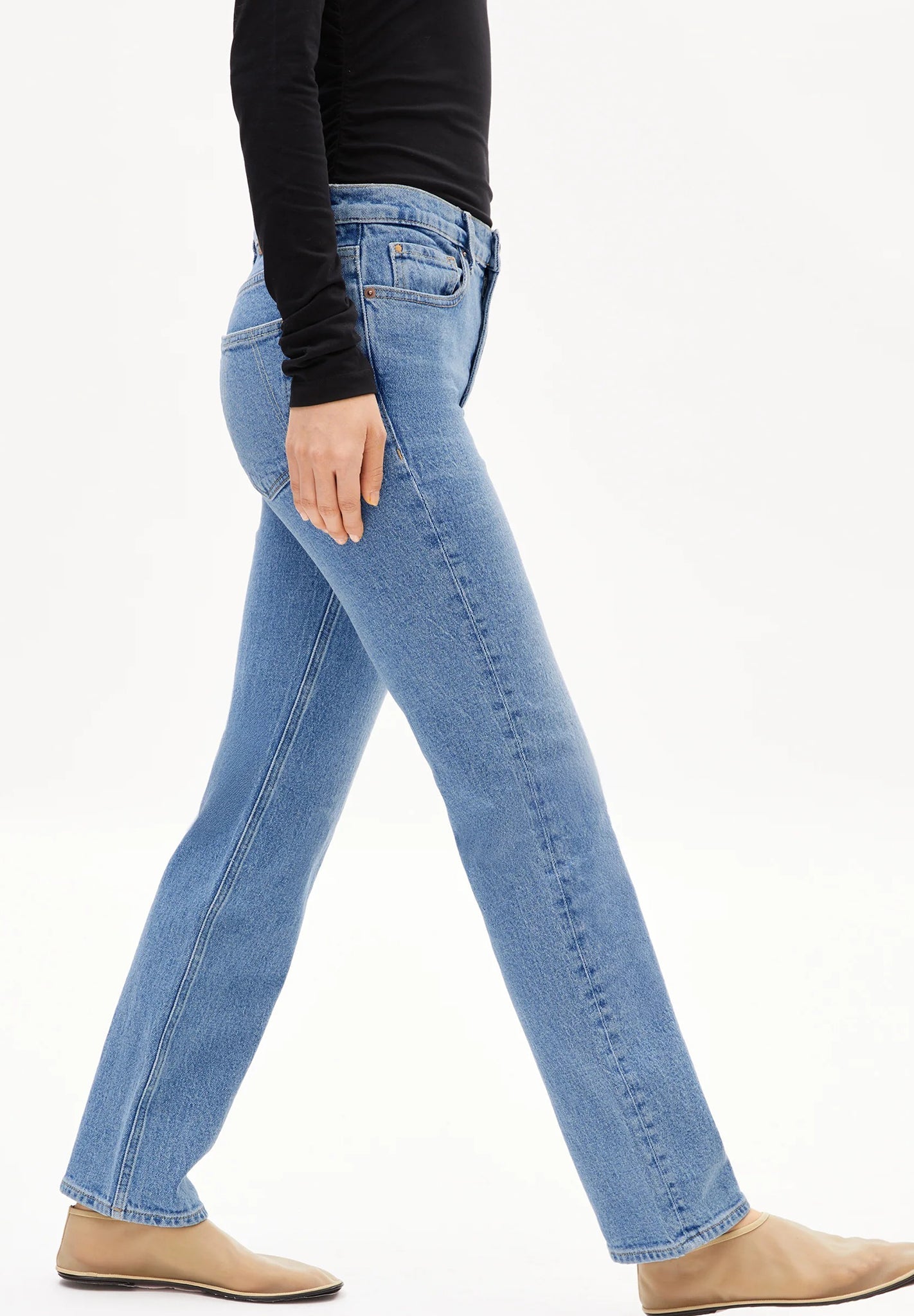 ARMEDANGELS - Carenaa - Capri - BACKYARD