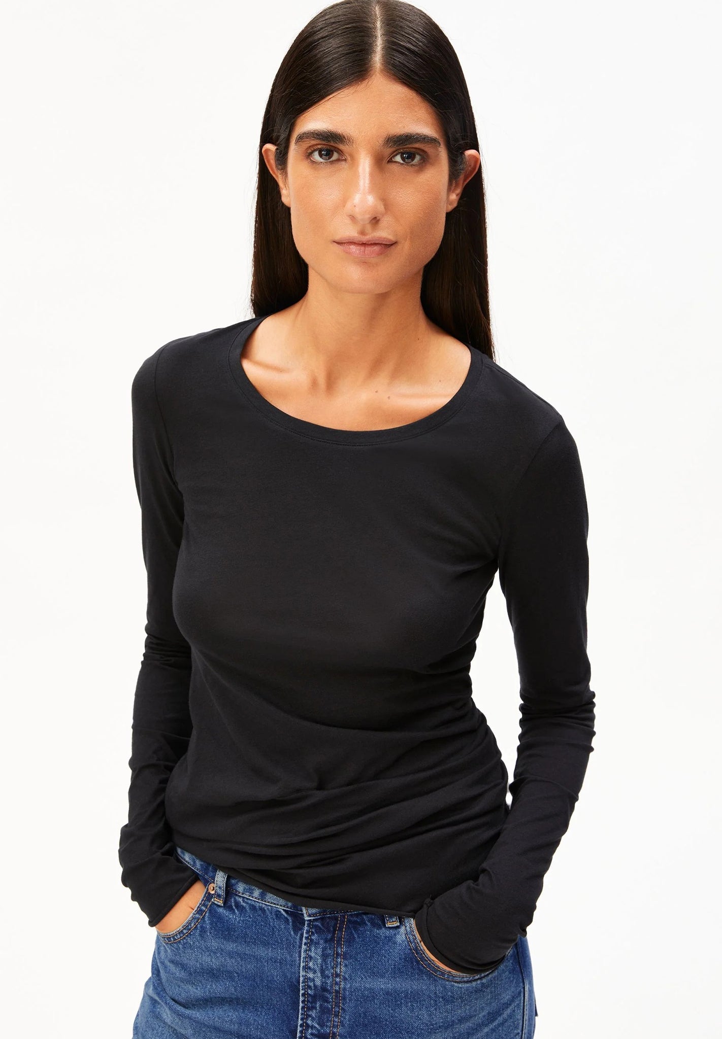 ARMEDANGELS - Einiaara Soft - Black - BACKYARD