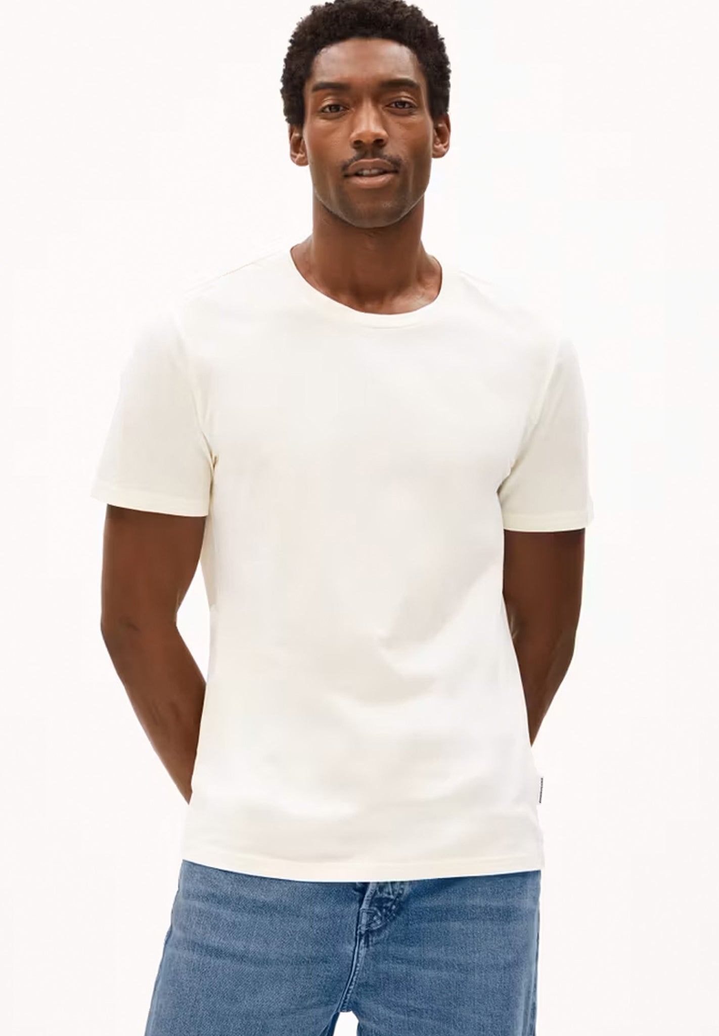 ARMEDANGELS - Jaames - Oatmilk - BACKYARD