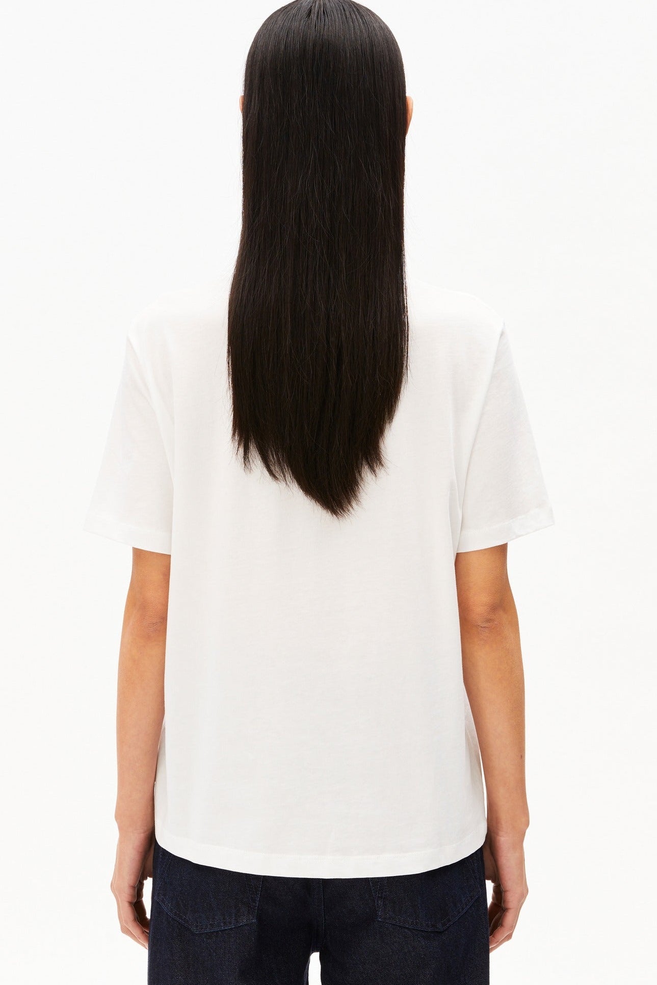 ARMEDANGELS-Lualaa T-Shirt-White-BACKYARD