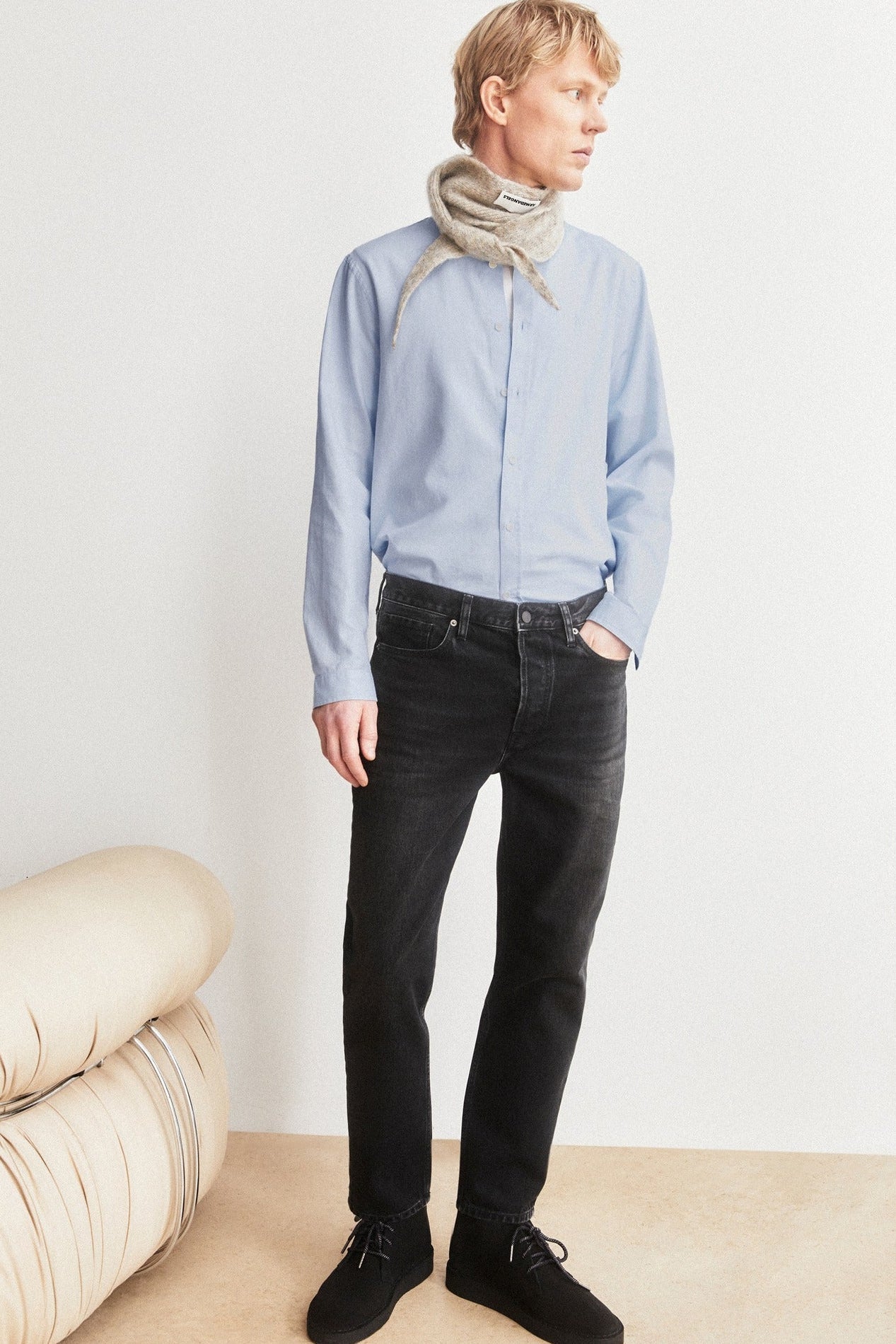 ARMEDANGELS-Maakxy Relaxed Tapered Jeans-Phantom-BACKYARD