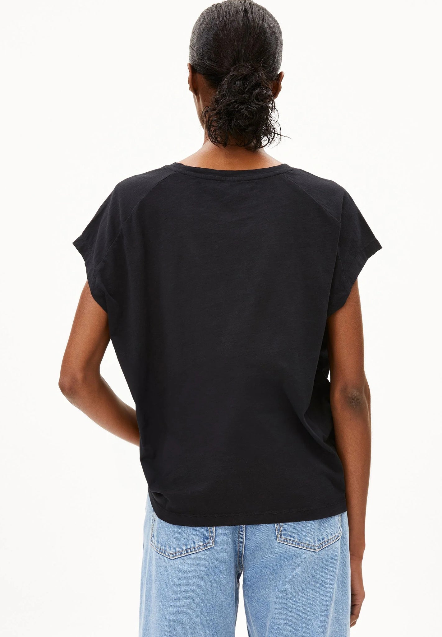 ARMEDANGELS - Slub Jersey - Black - BACKYARD