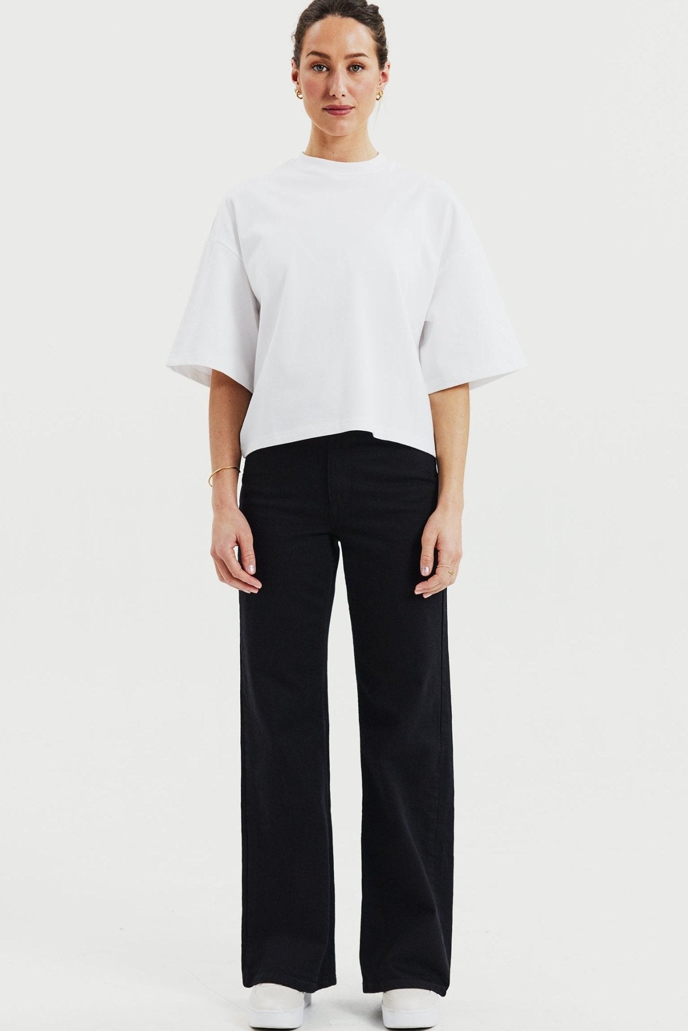 BREAD & BOXERS - Heavy Tee - White - BACKYARD