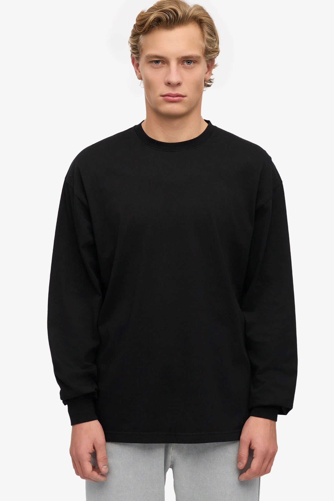 COLORFUL STANDARD - Oversized Organic L/S T-Shirt - Deep Black - BACKYARD