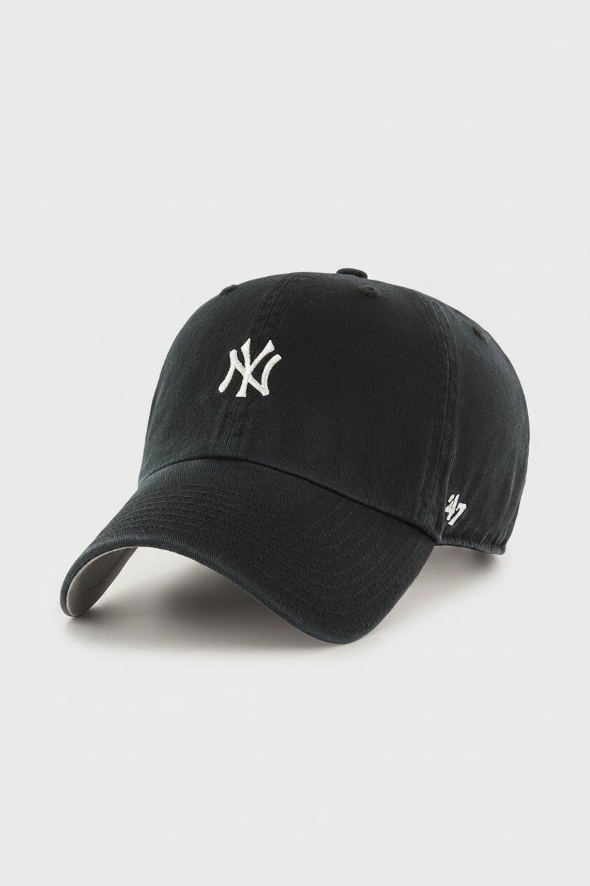 New York Yankees Base Runner '47 Clean Up