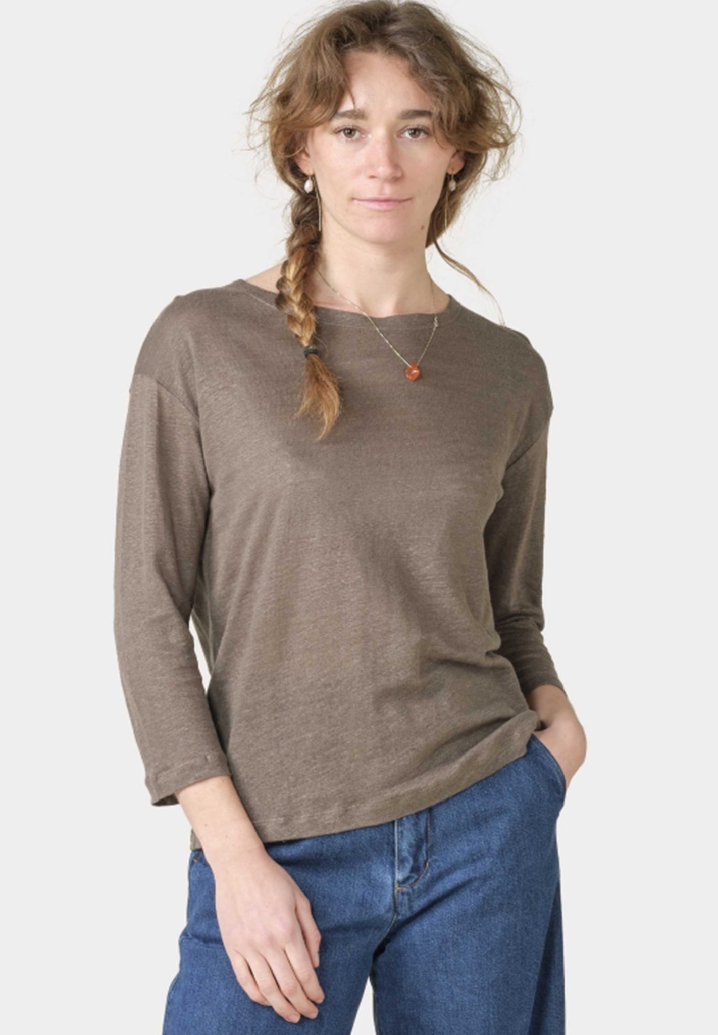 KLITMOLLER COLLECTIVE - Gudrun LS Tee - Taupe - BACKYARD