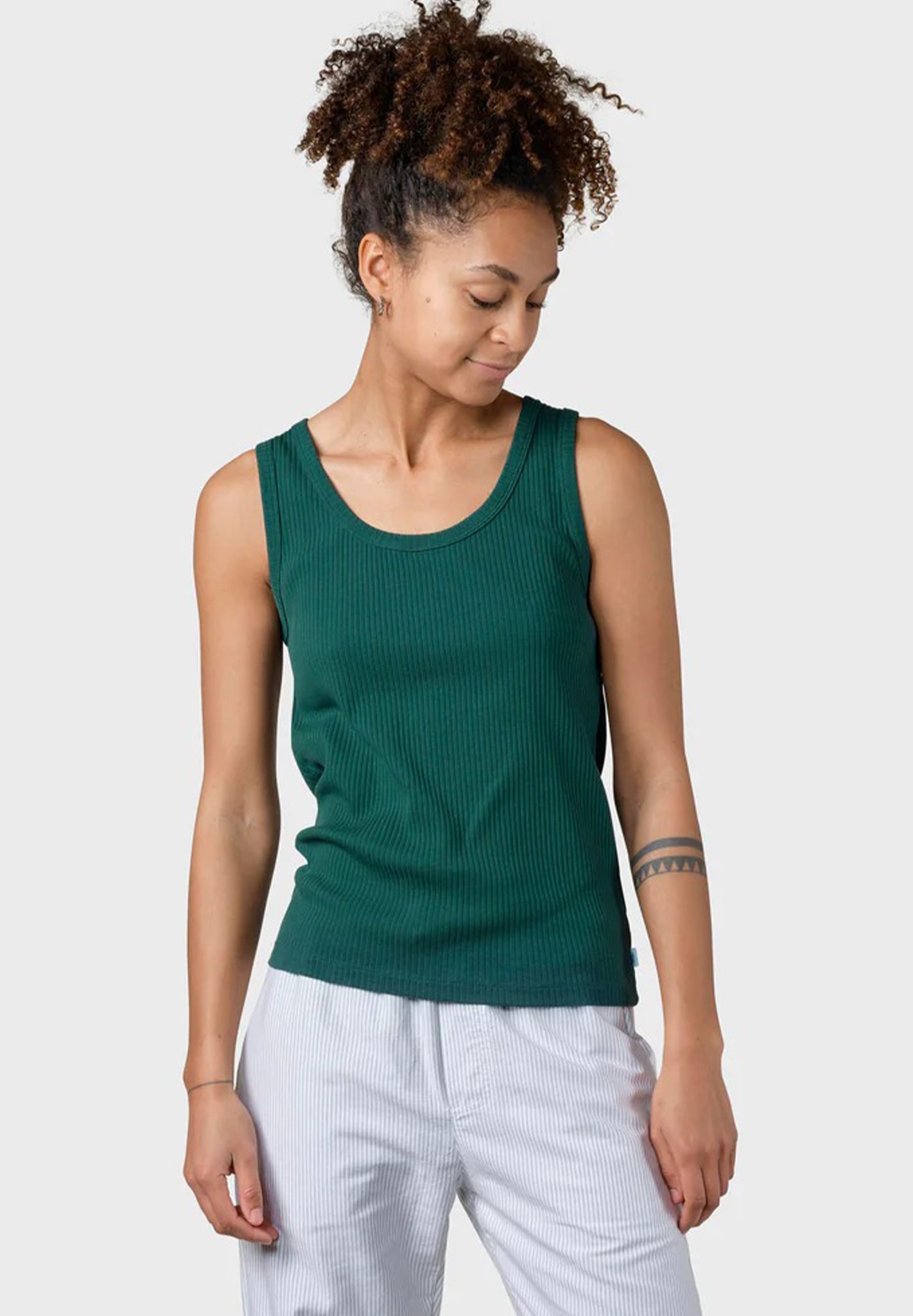 KLITMOLLER COLLECTIVE - Rib Top - Moss Green - BACKYARD