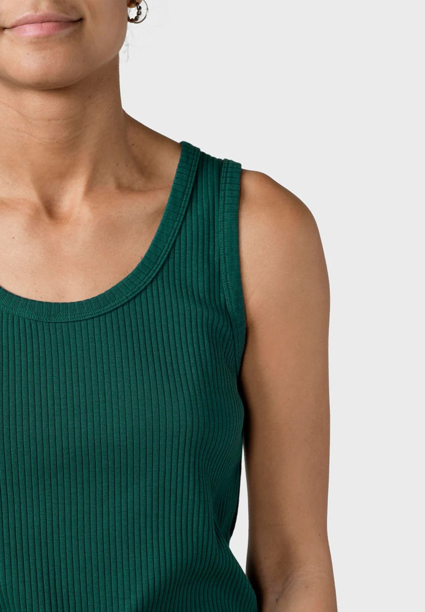 KLITMOLLER COLLECTIVE - Rib Top - Moss Green - BACKYARD