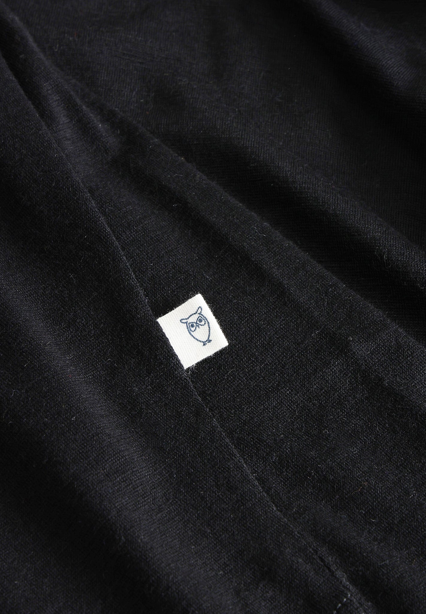 KNOWLEDGE COTTON - Dynamic Wool Long Sleeve T-Shirt - Black Jet - BACKYARD