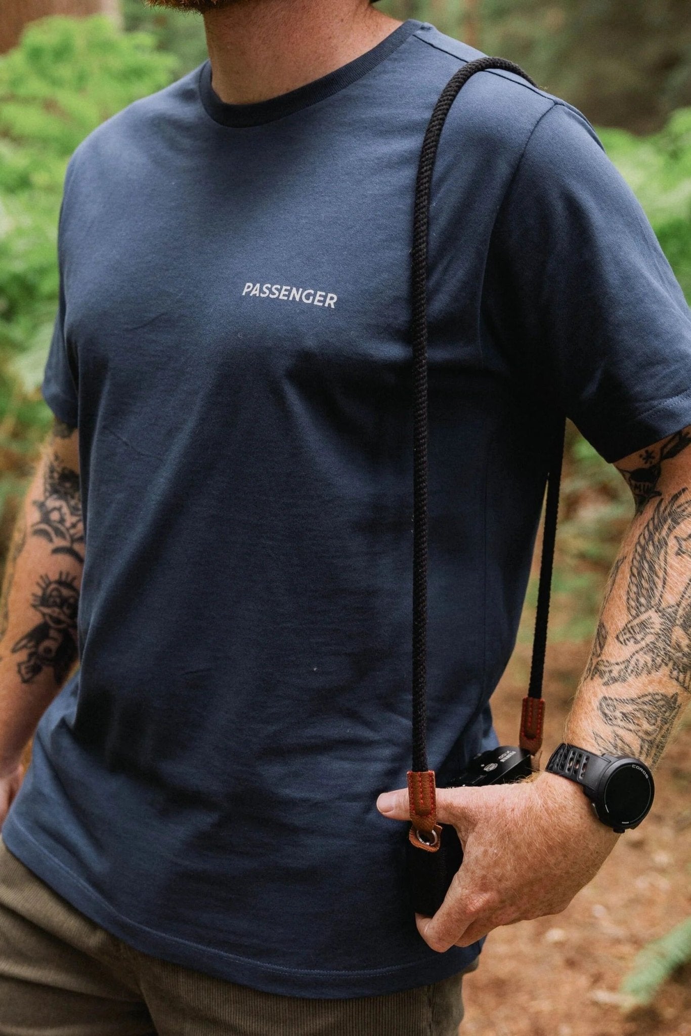 PASSENGER - Roamer Men's T-Shirt - Rich Navy - BACKYARD