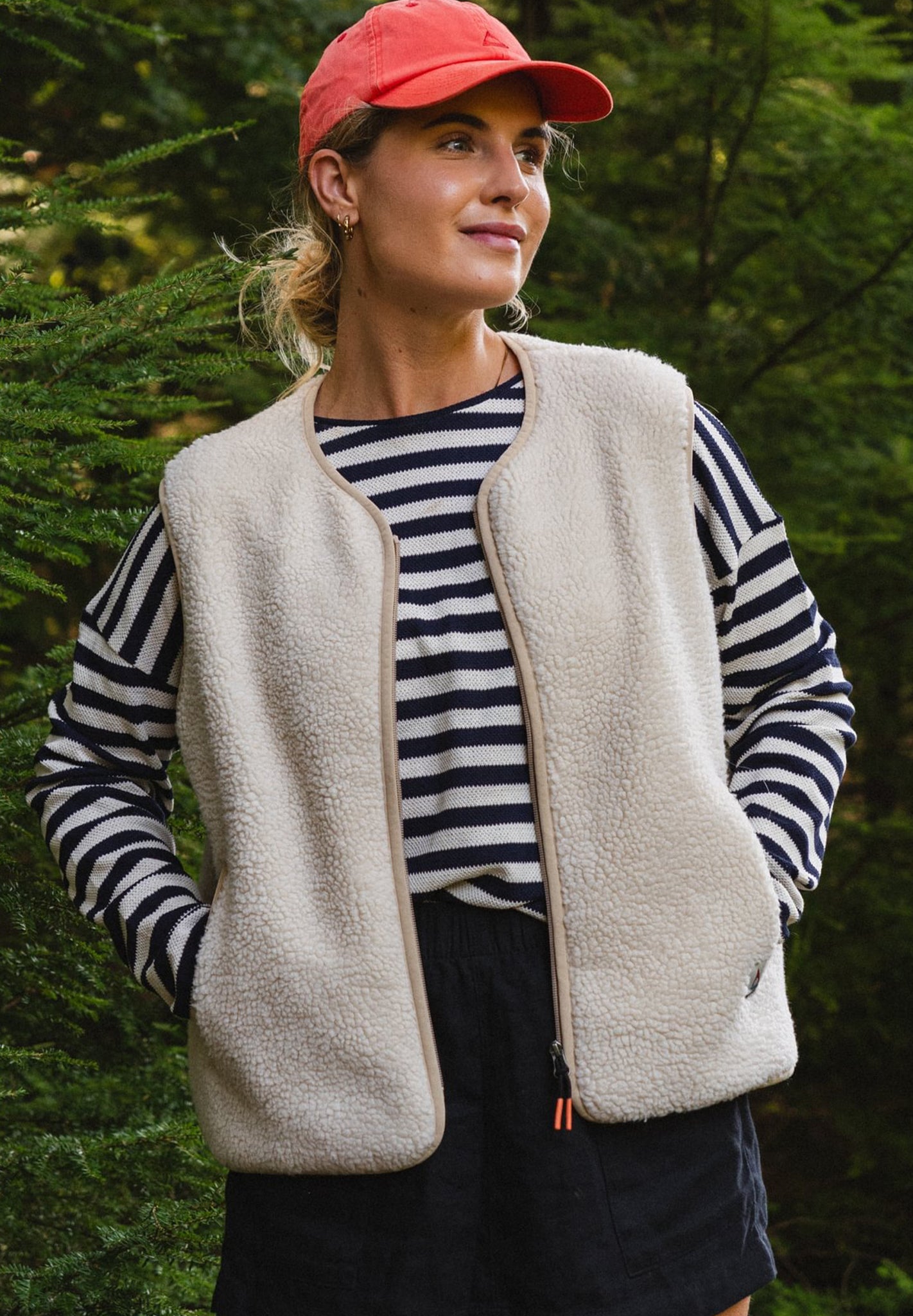 PASSENGER - Tawny Collarless Deep - Pile Sherpa Gilet - Oat - BACKYARD